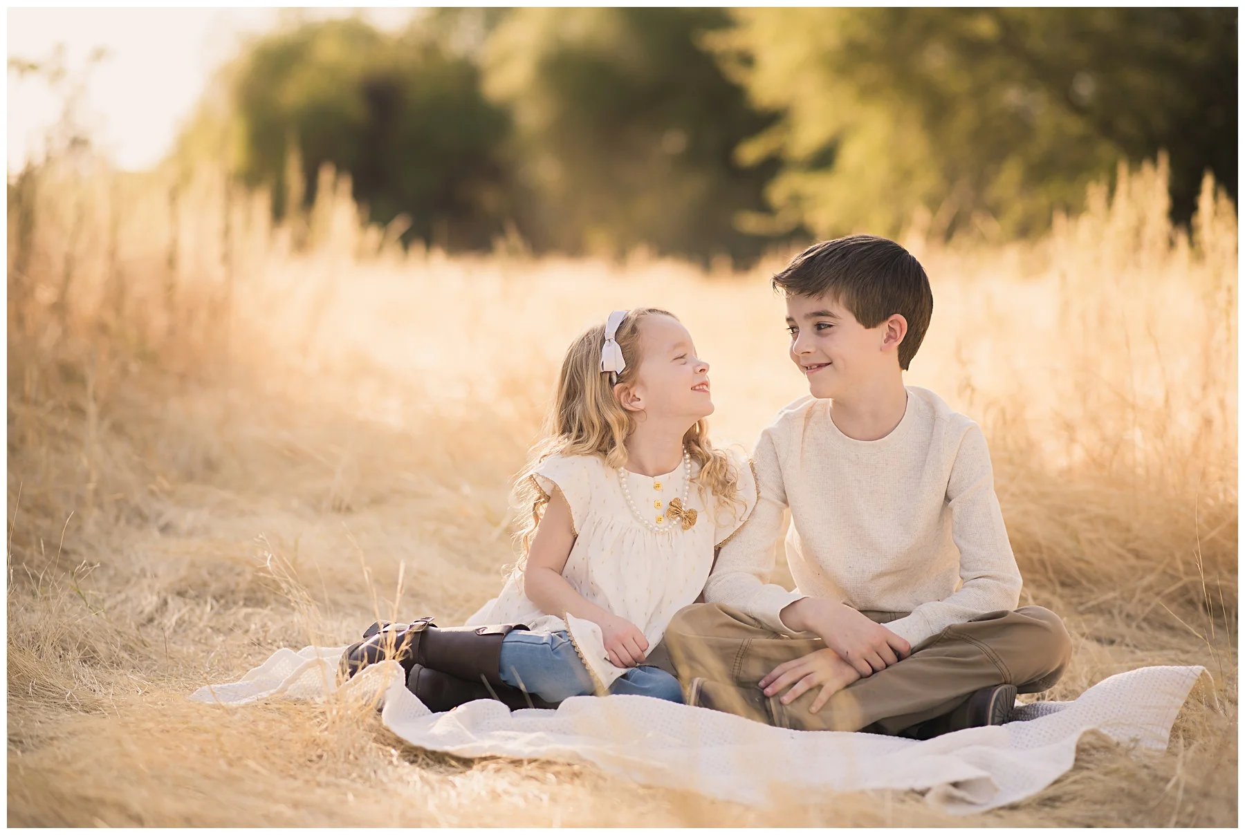 golden hour child portrait session | SweetLife Photography