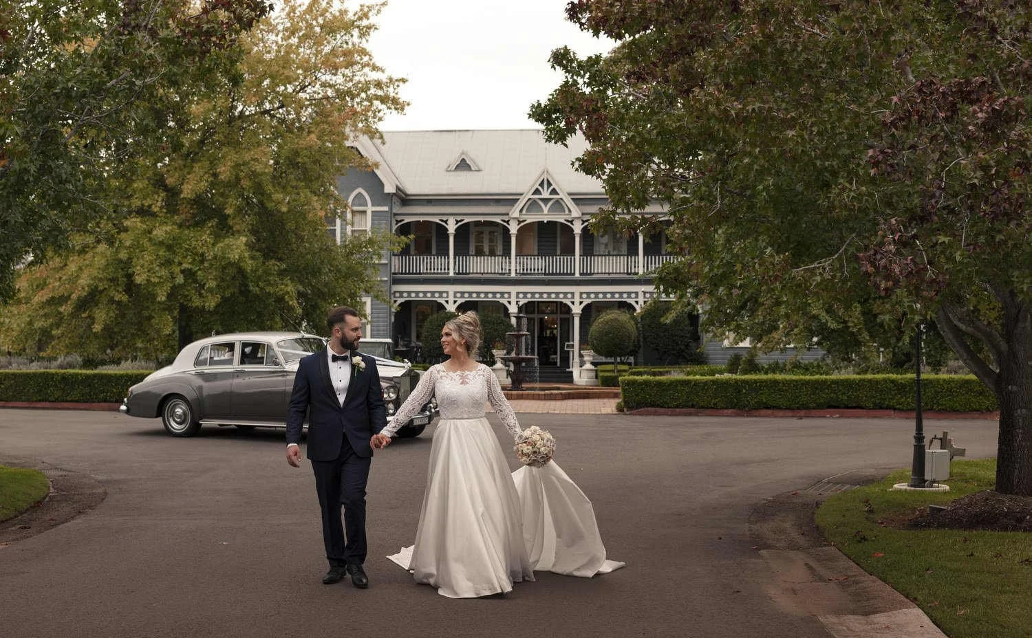 Natural wedding portrait in the Hunter Valley countryside