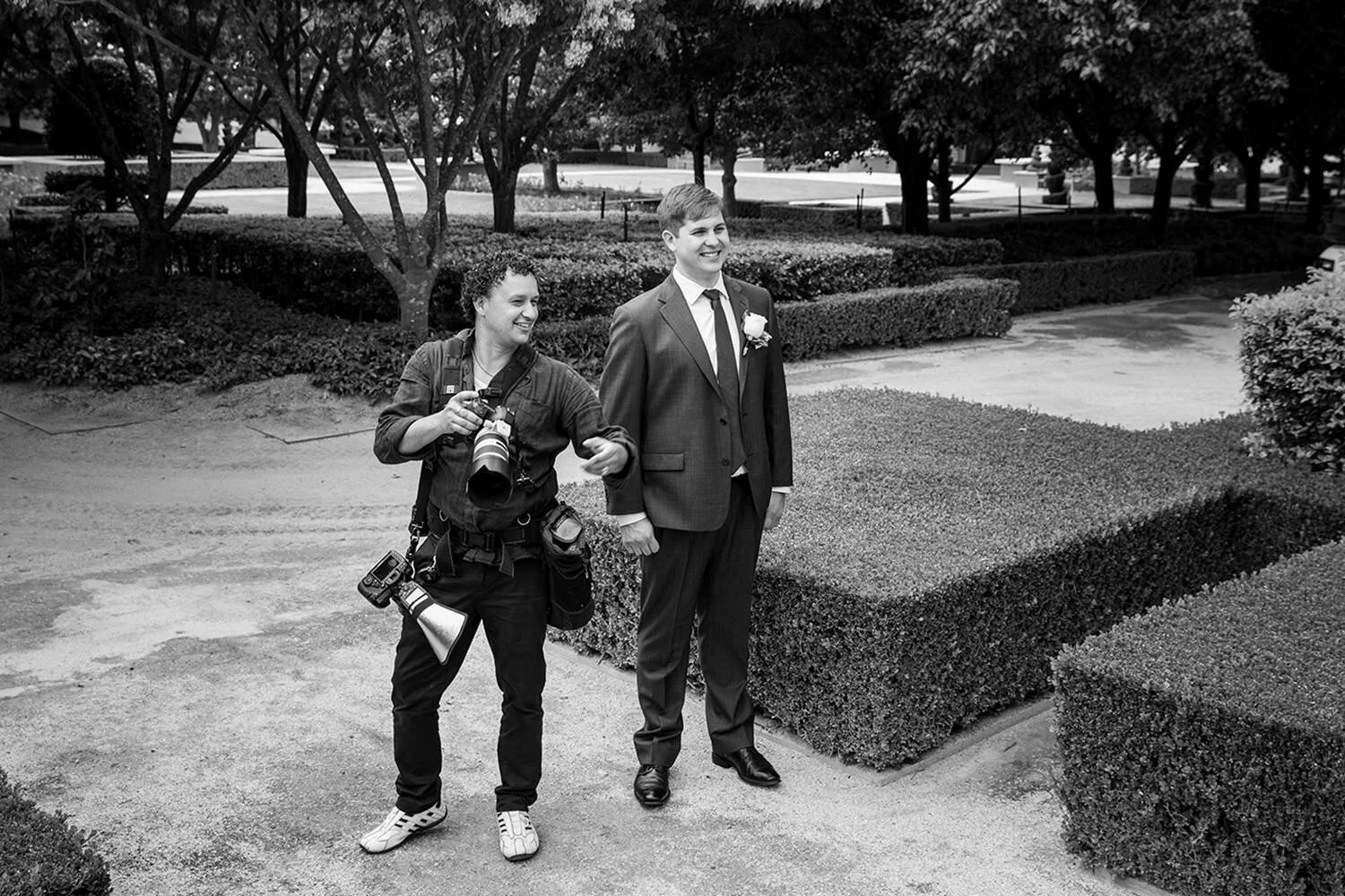 Thierry Boudan photographing a relaxed Hunter Valley wedding