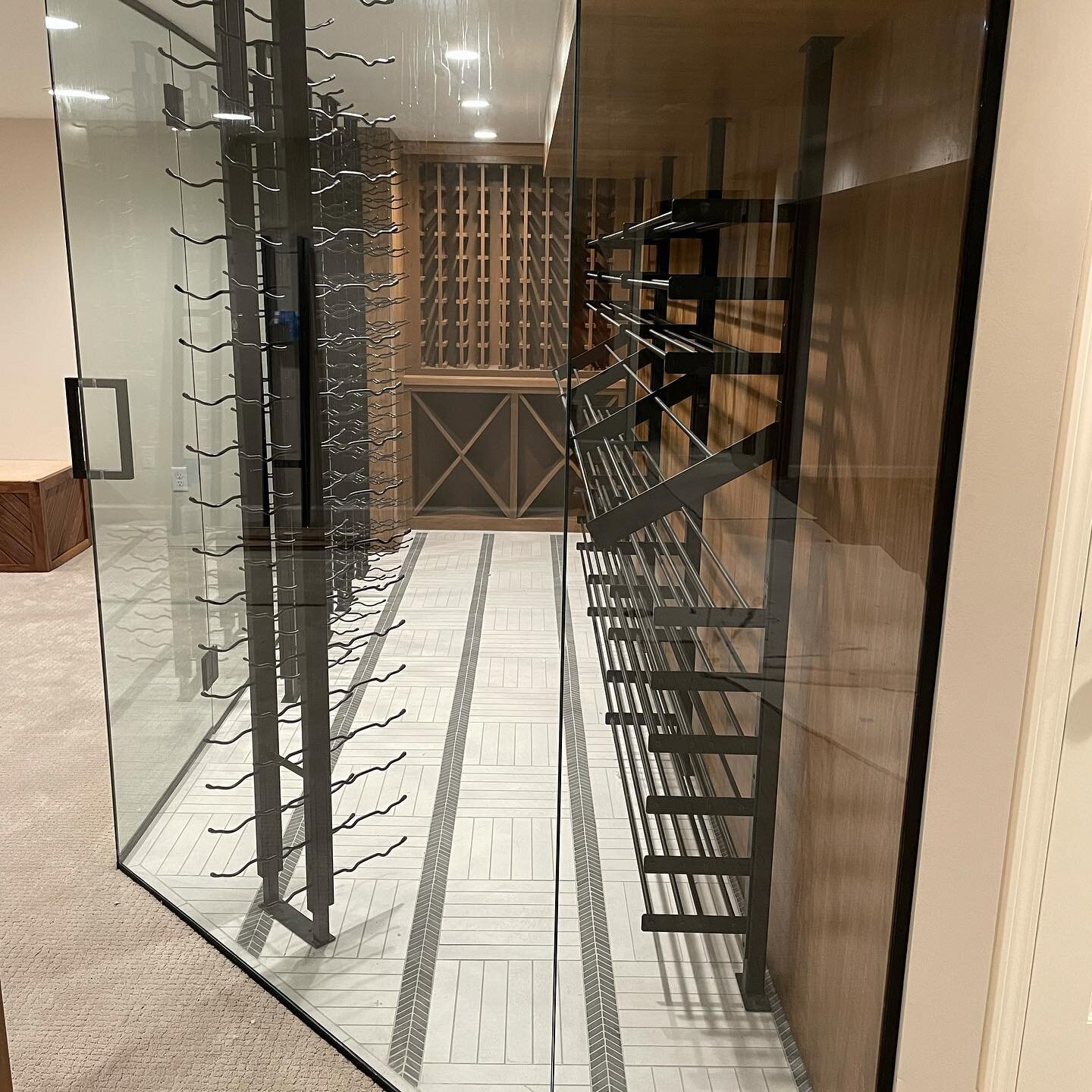 Loving the way this wine room is coming together at our project in Leawood!  @vintageview_usa wine racks making our job easy!
&bull;
&bull;
@vintageview_usa
@marciknoffinteriors
@parkscabinets
@westportglass
&bull;
&bull;
#wine #wineroom #basementrem