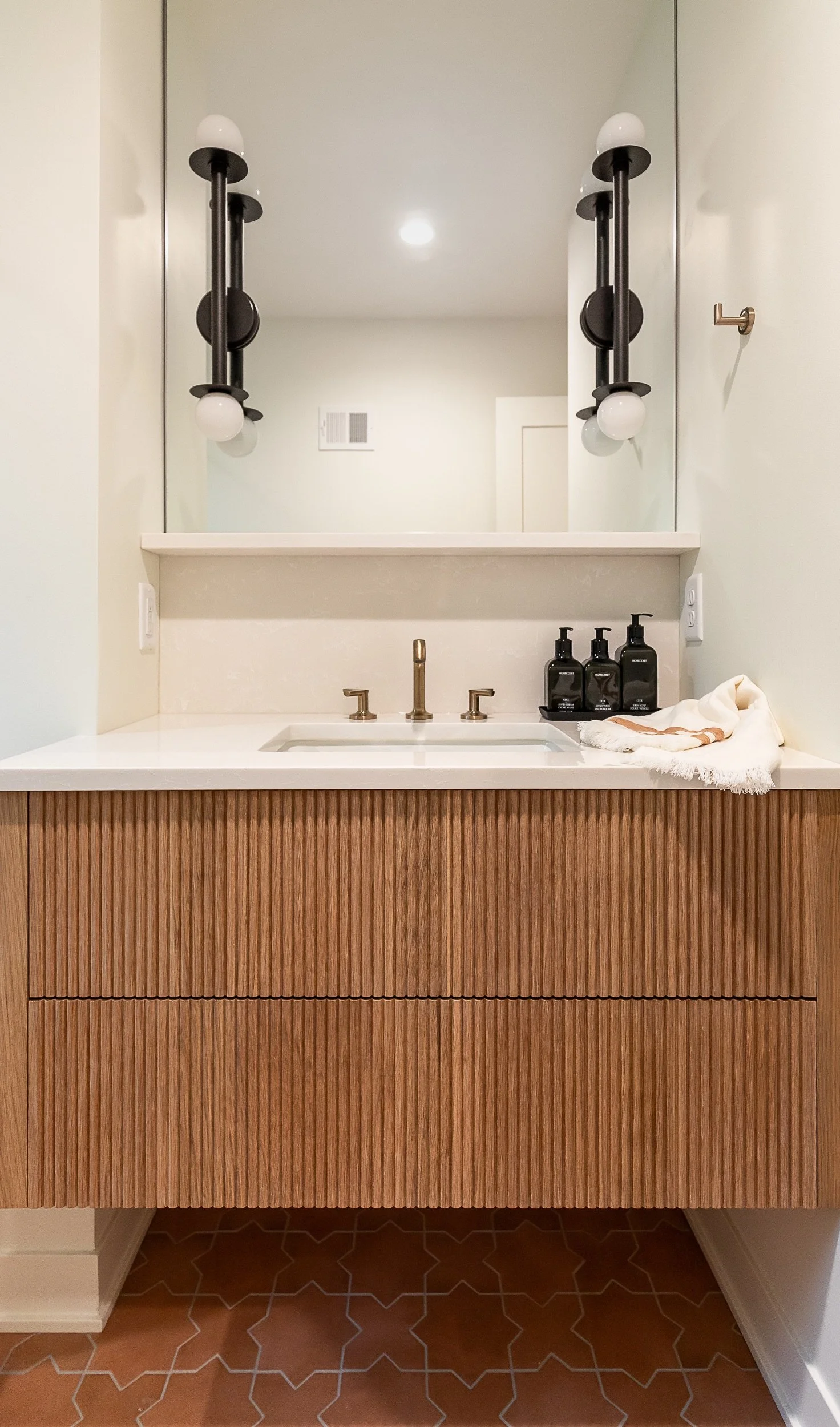 Katie Mellinger-3001 W 86th St-4748.jpg