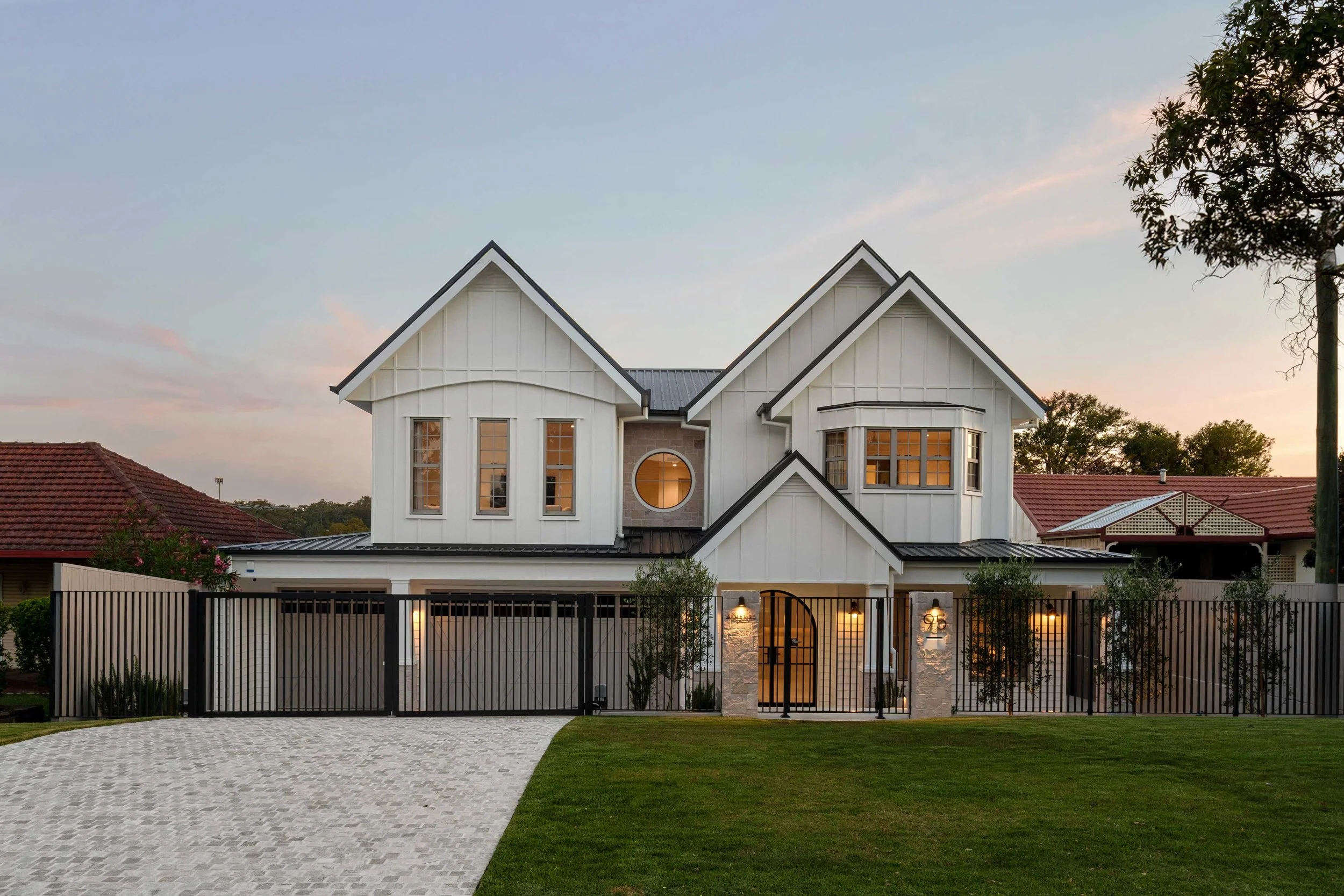 95 Solar Street [Internet]40.jpg