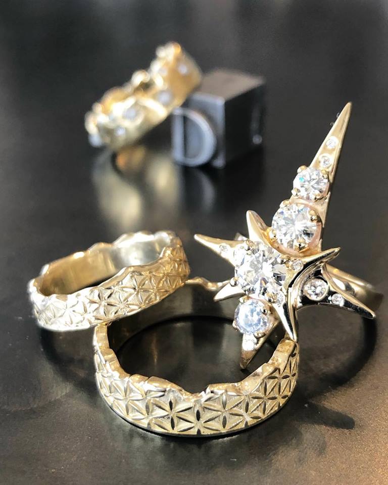 diamonds-gold.jpg
