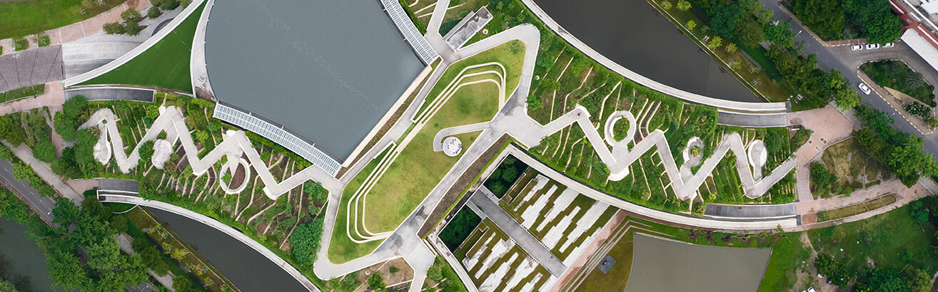 MEET THE WOMAN BEHIND ASIA'S LARGEST URBAN ROOFTOP FARM — Ruom ...
