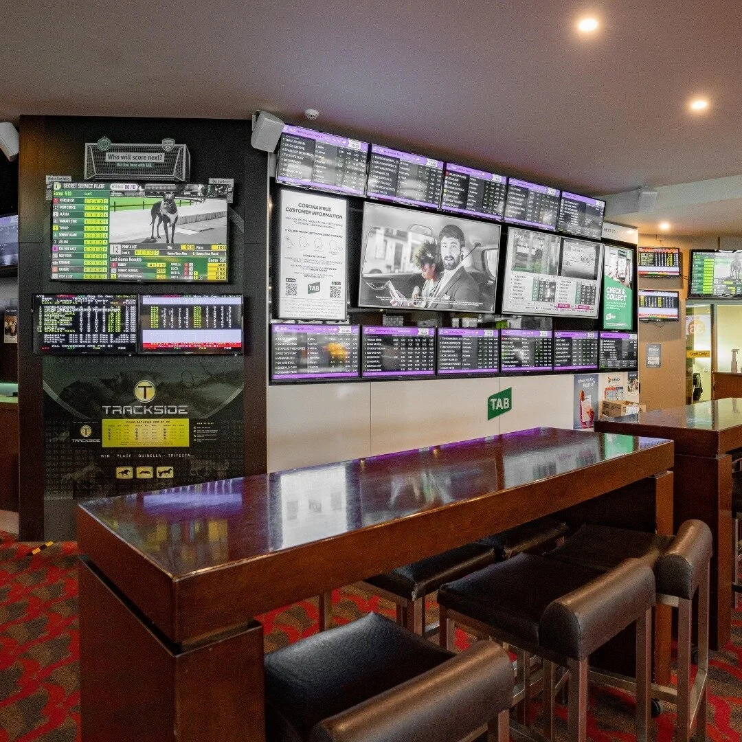 The best seats in the house! 

Pull up a chair in front of our @TAB wall. It's the perfect location for all your sports viewing 🏈

.
.
.
#sportsbetting #betresponsibly #tab #football #horseracing #trackside #royaloaklidcombe #lidcombe #loveyourlocal