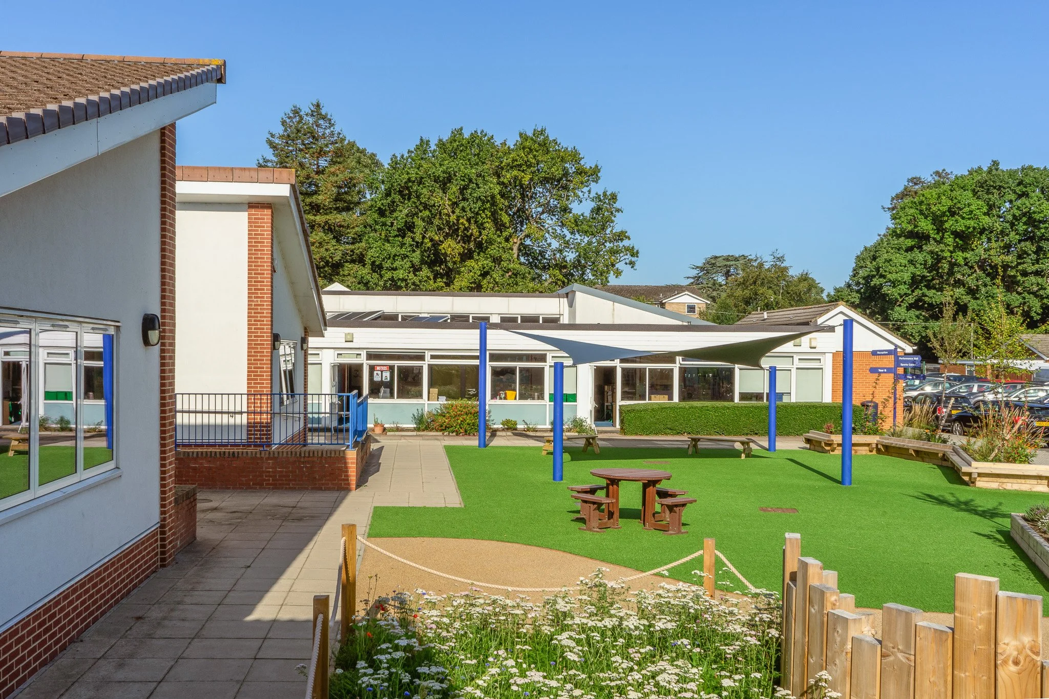 Cleves School Year 6 Quiet Learning Space — Valley Projects