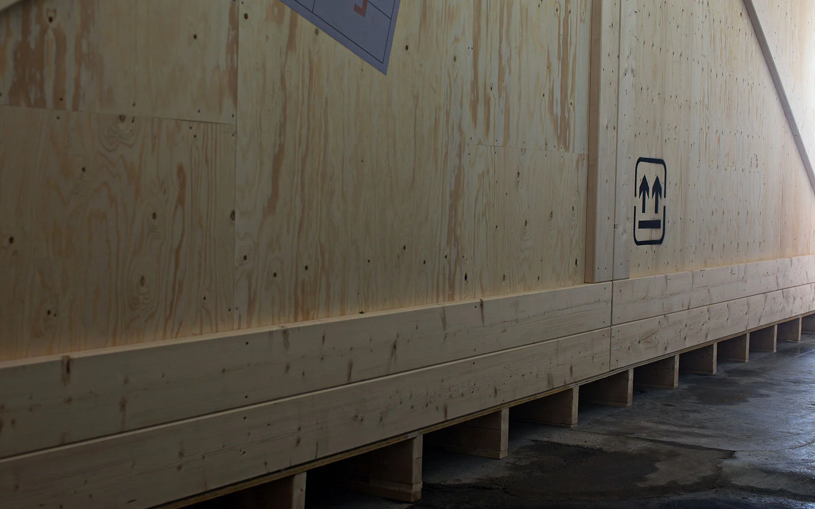 HM_Amsterdam_pop-up_store_Large_5.jpg