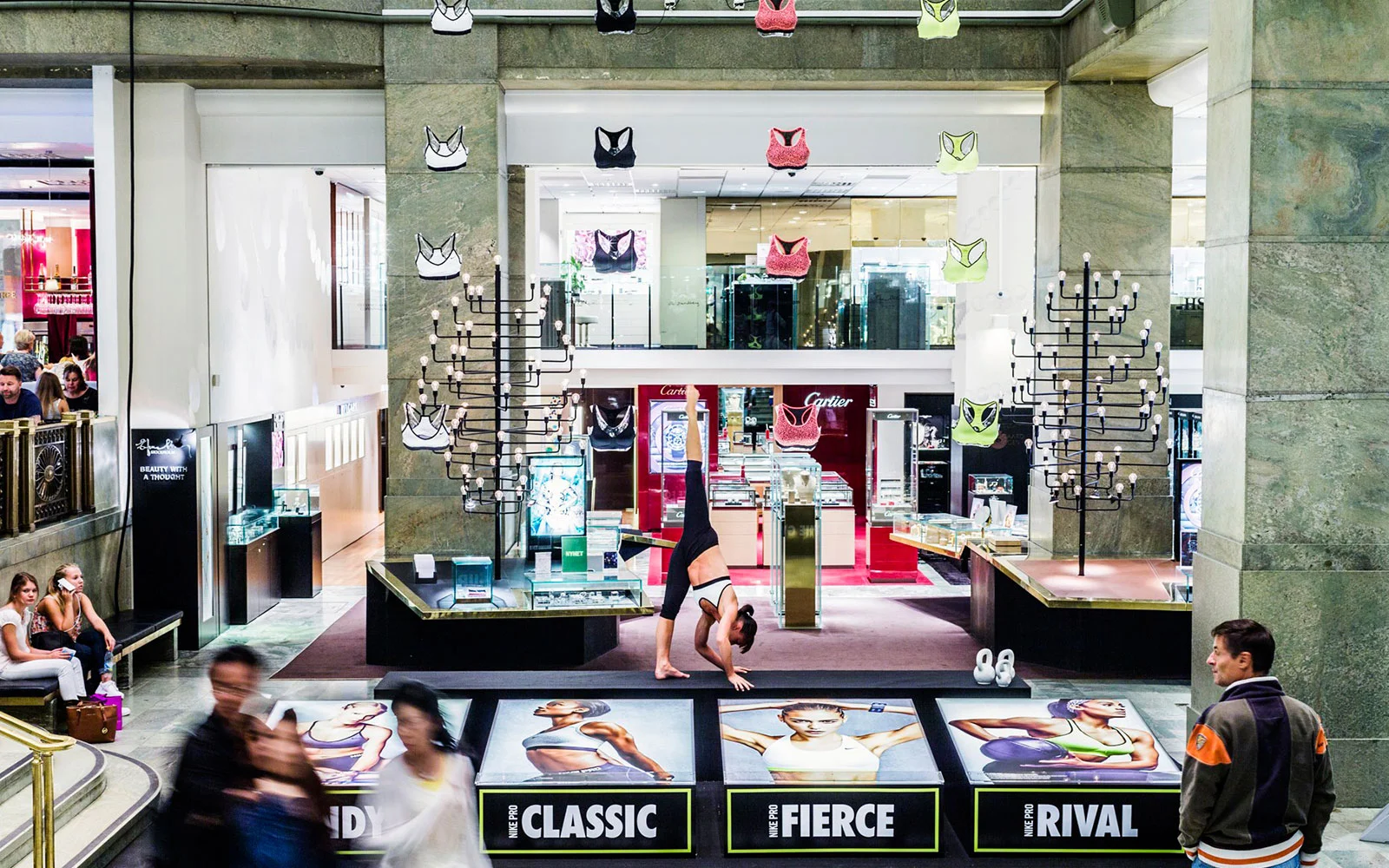 NIKE_NK_Installation_Large_5.jpg