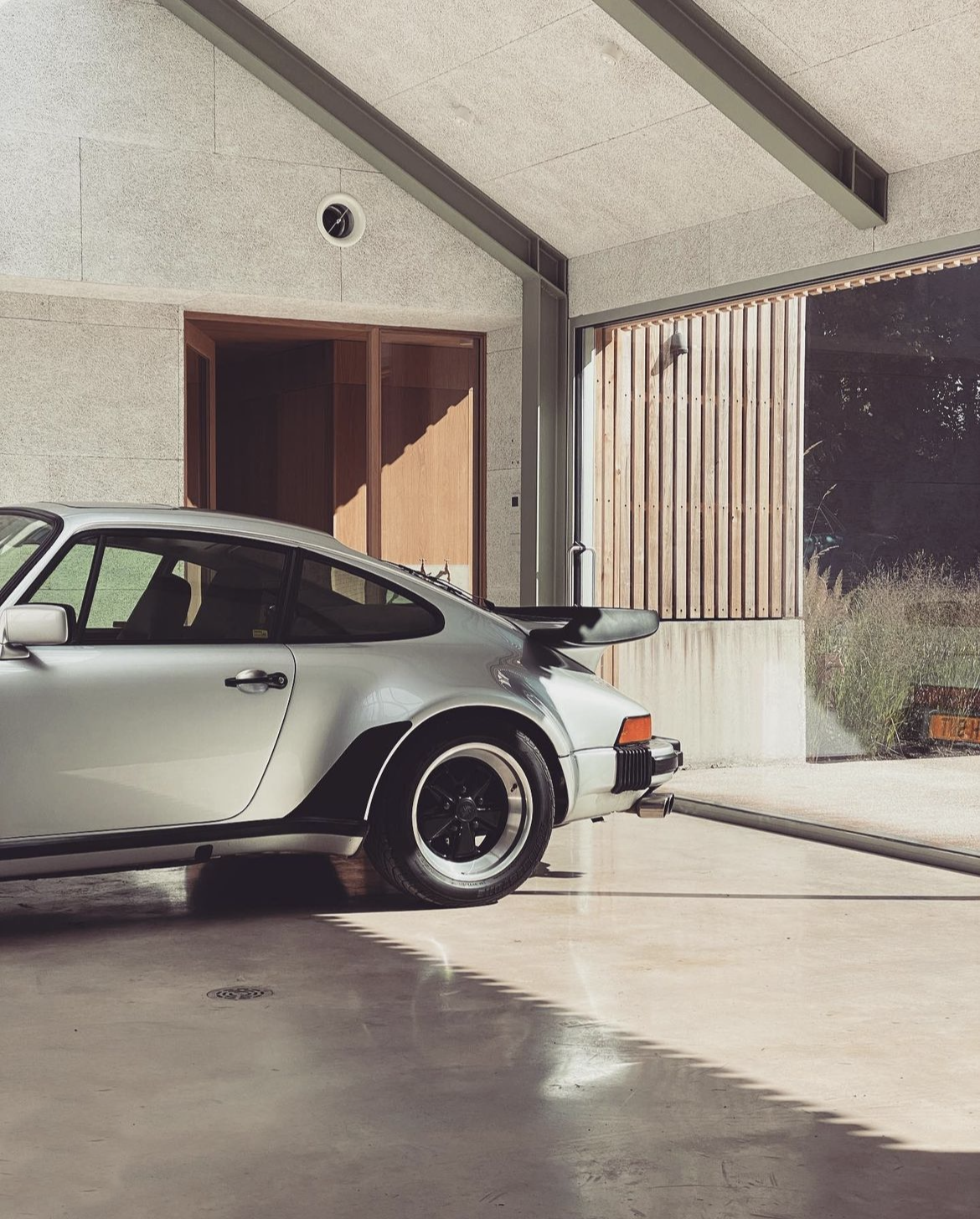 Autobarn Photo 8 - Bindloss Dawes.PNG