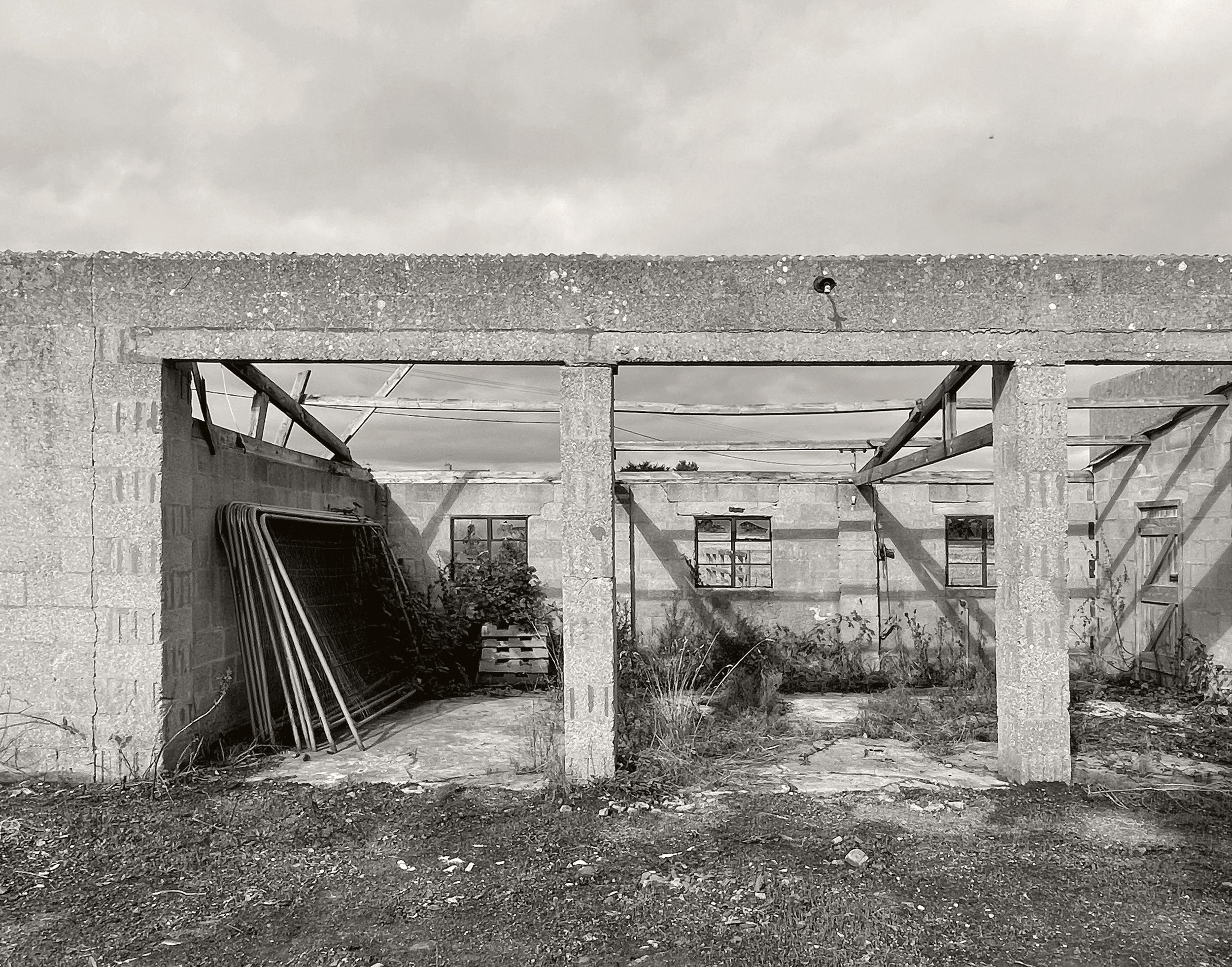 TRACTOR SHED Existing b+w 2 - Bindloss Dawes.jpg