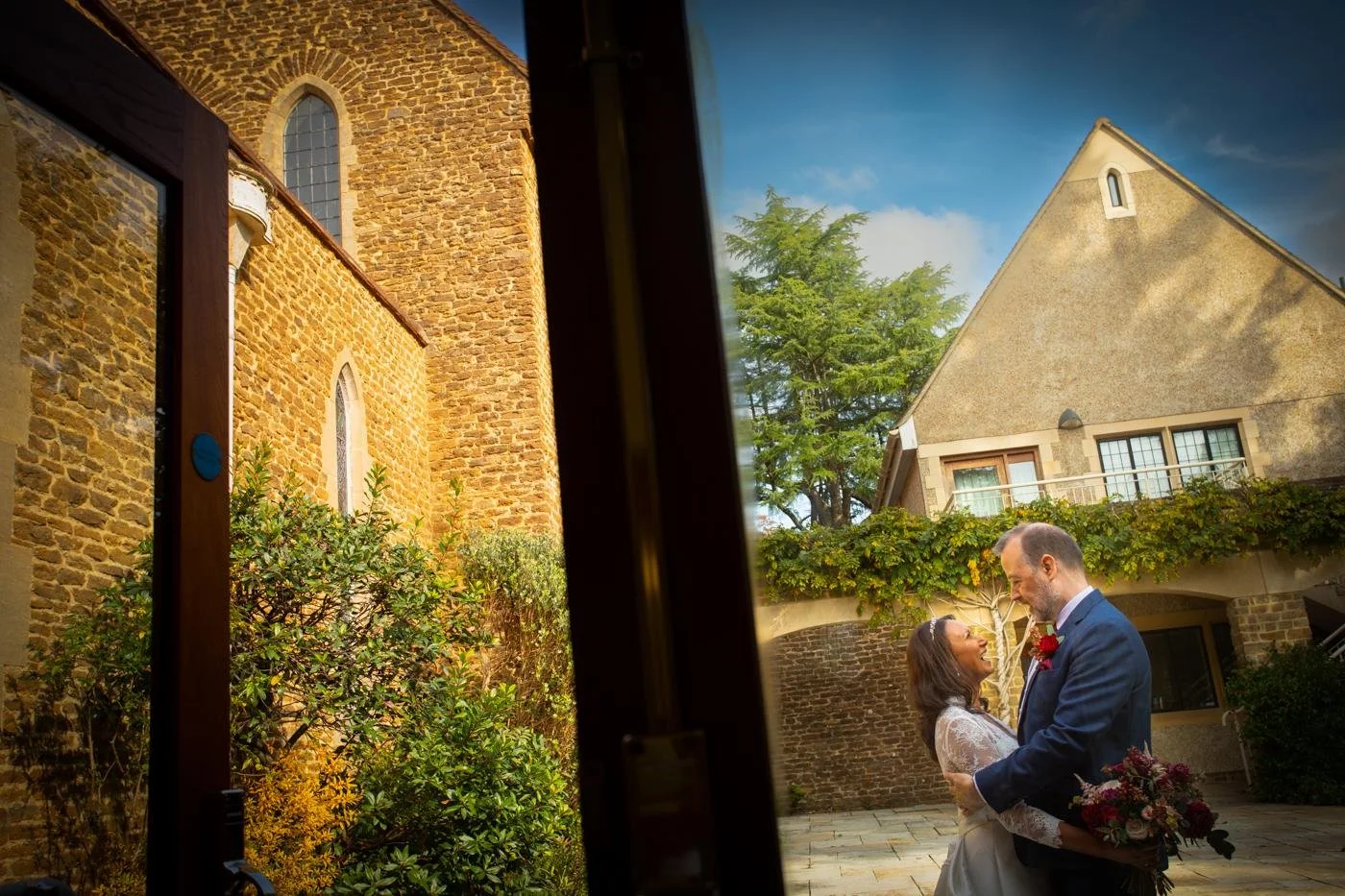 bury-court-barn-elegant-wedding.jpg