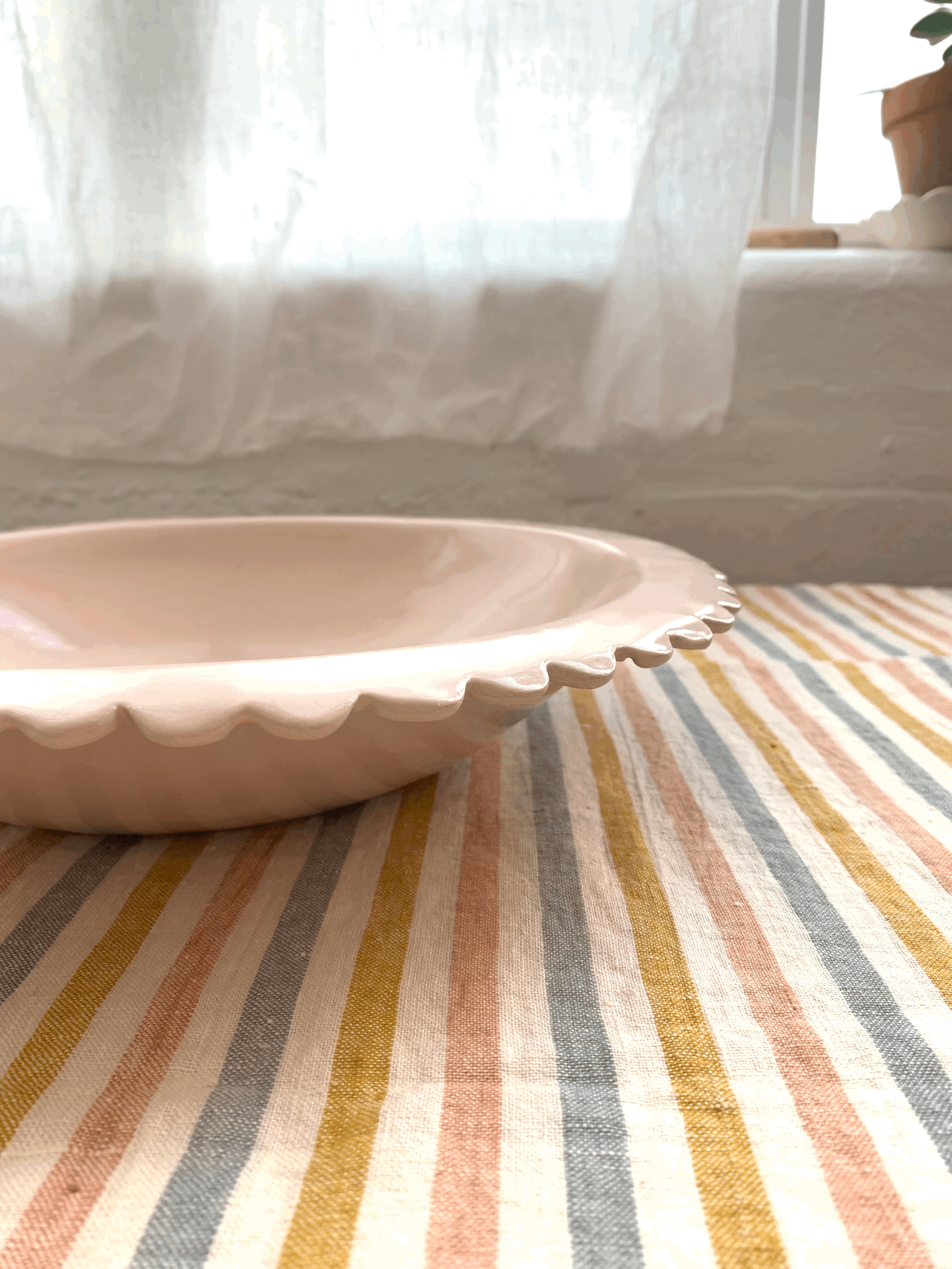 Large Flat Rim Salad or Fruit Bowl-Daisy Scallop Edge, Blossom Pink