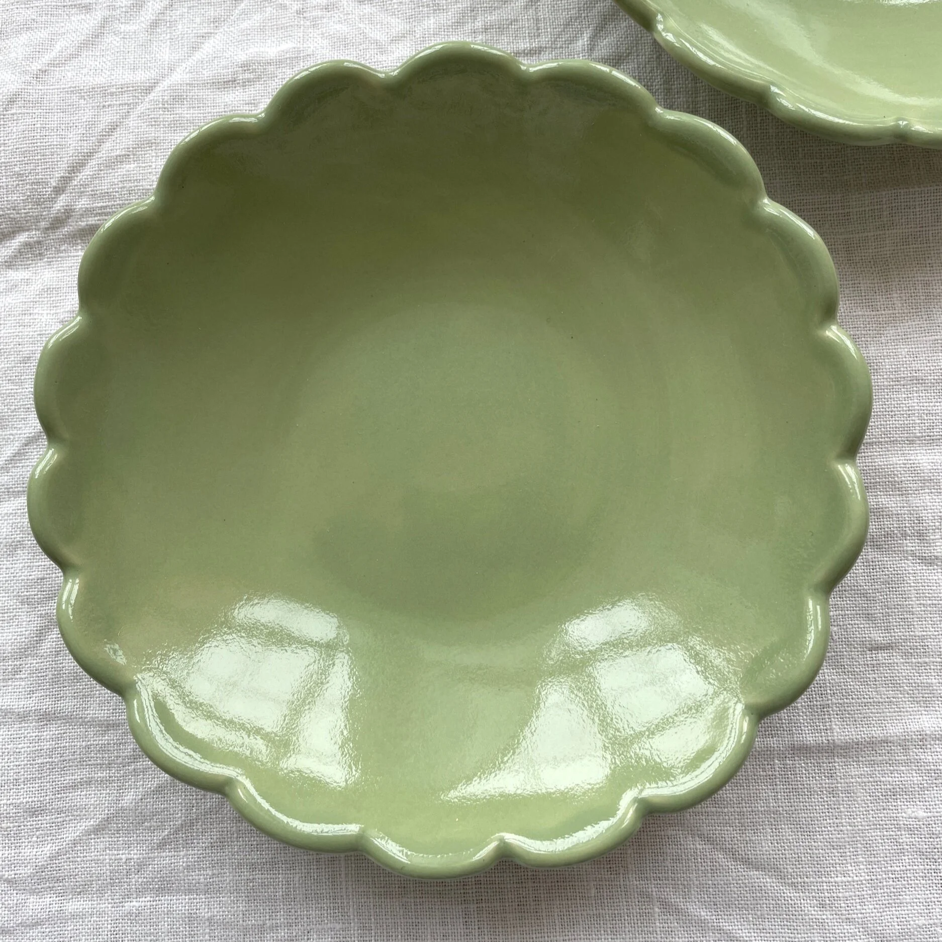 E966EB35-5196-472E-AEB3-3E8E26BEFBA7