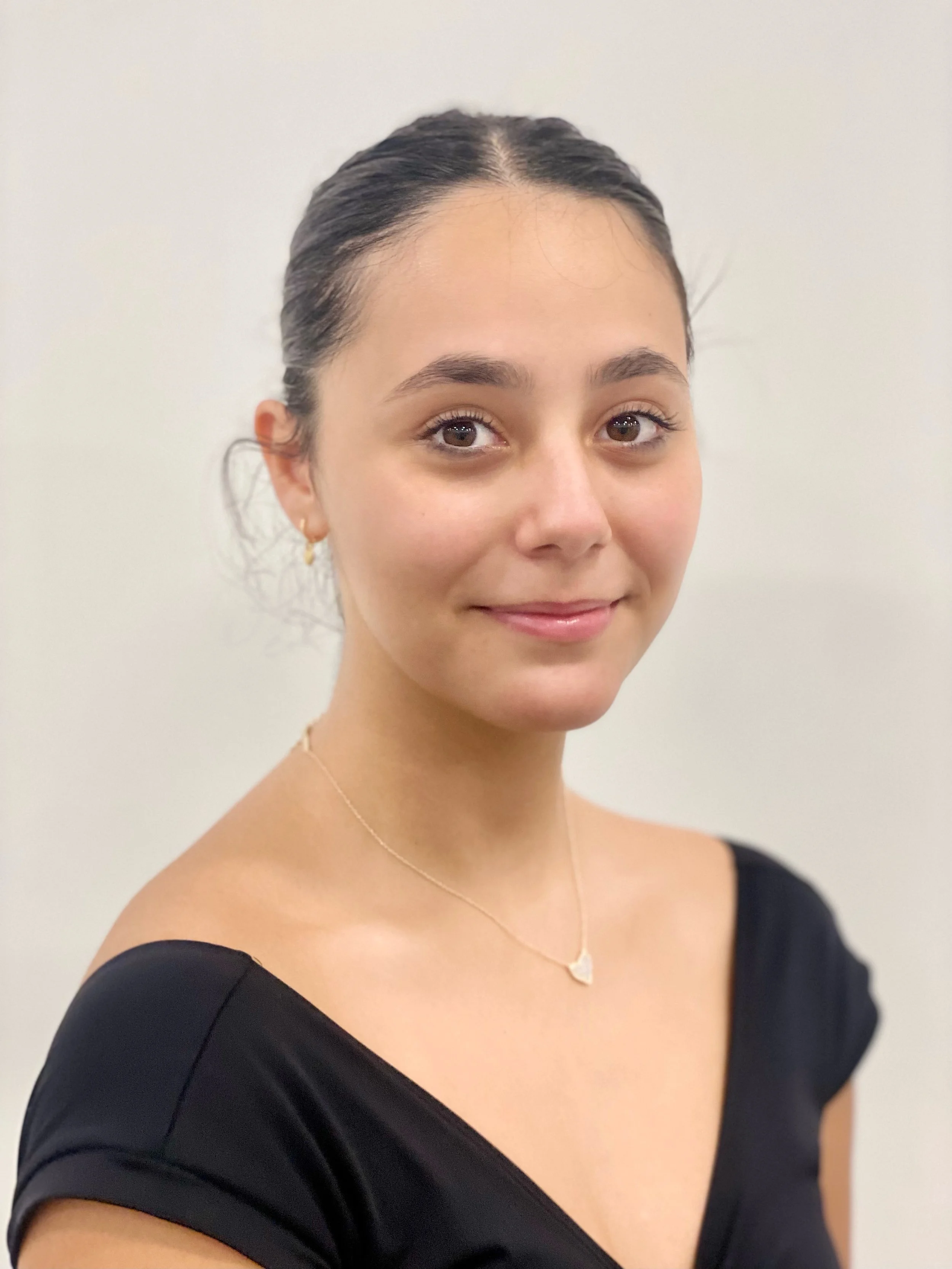 102 - Denisa Neza - Senior.jpeg