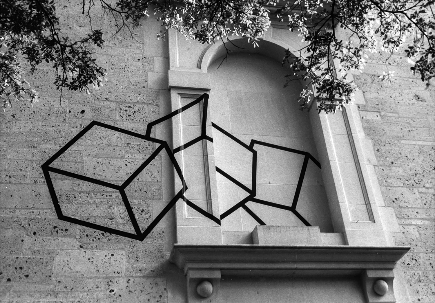 Installation detail from Emptinest , 1998
