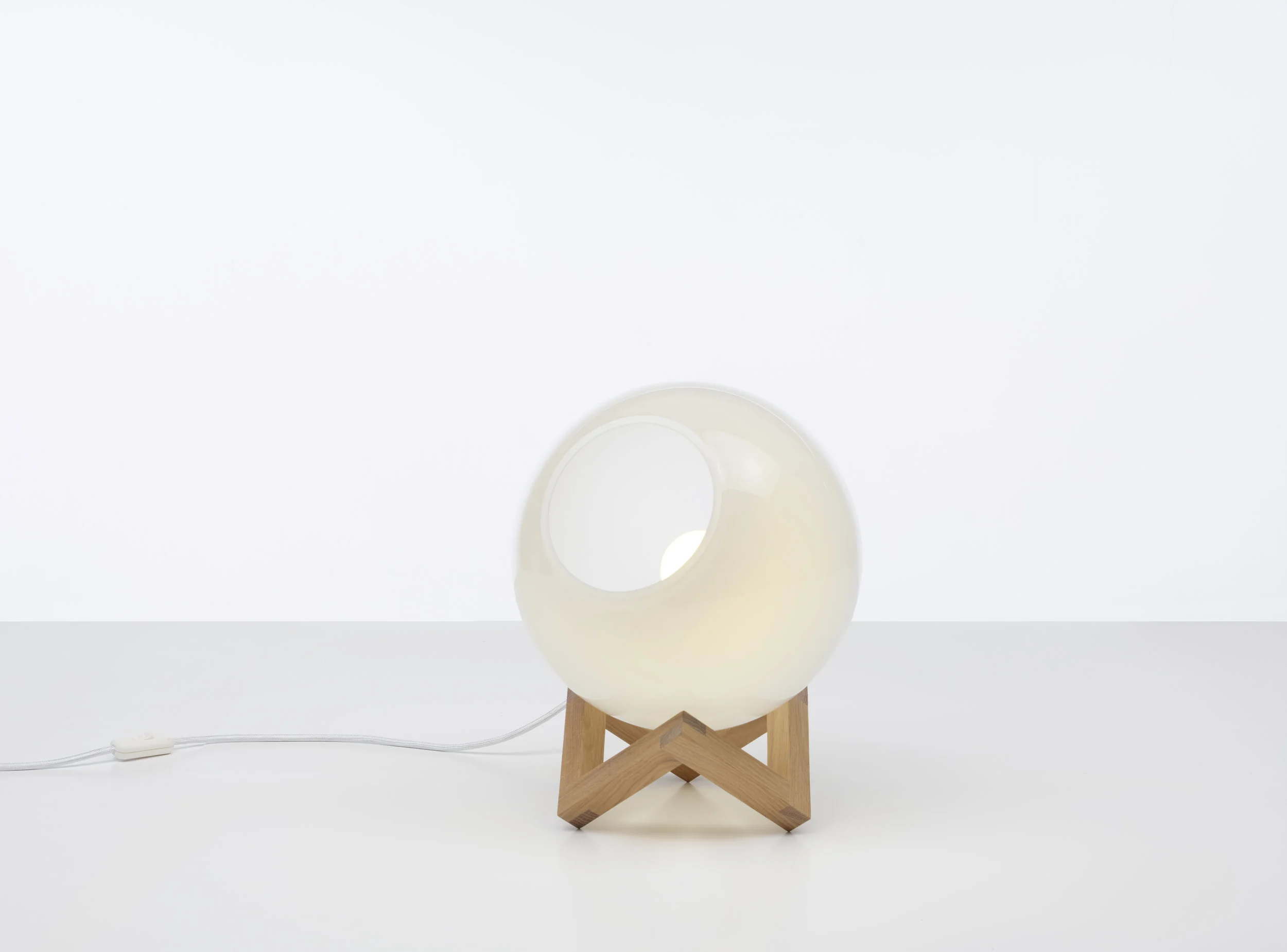 MCE lamp 05.jpg