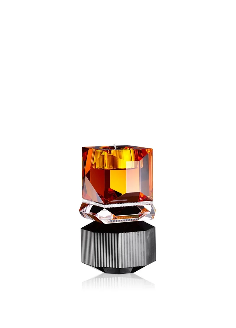 reflections_candles_09_overview.jpg