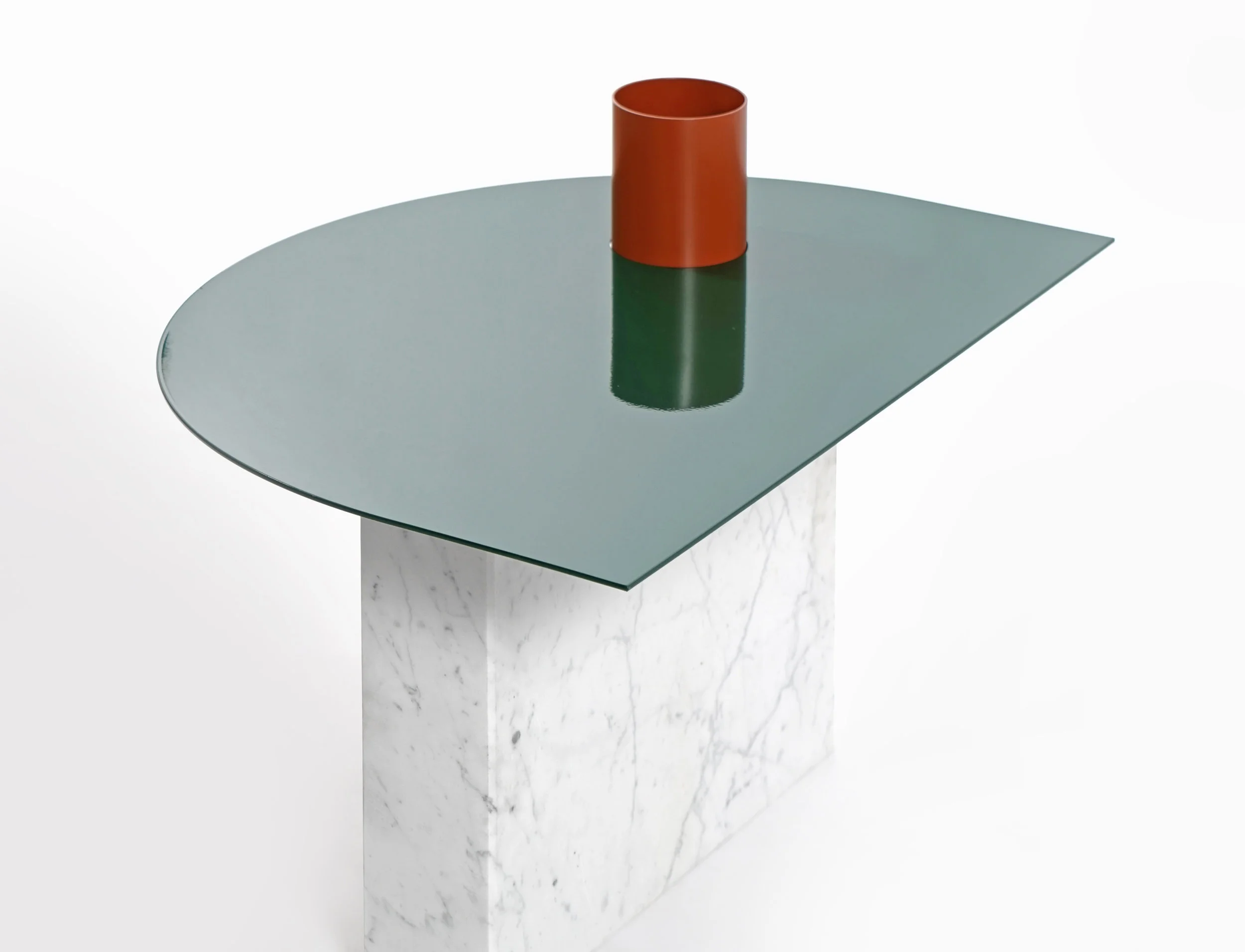 Disused_table__2.jpg