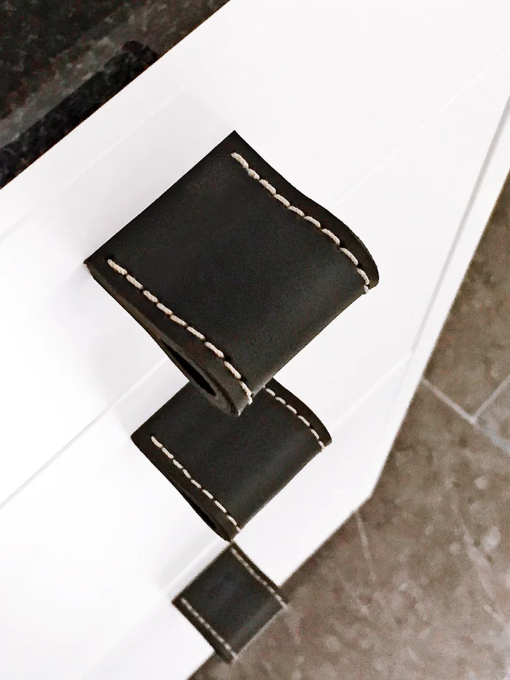 leather_pulls_black.jpg