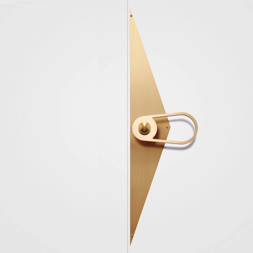 S_06_bonnemazou-cambus_poignee-de-porte_circeMedium-LBS_GoutteLight-LBS_.jpg