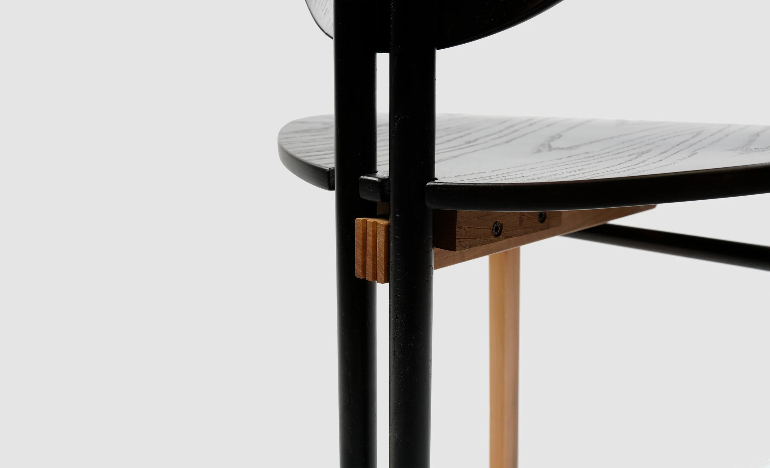Secolo_CHAIR WOOD 02.jpg