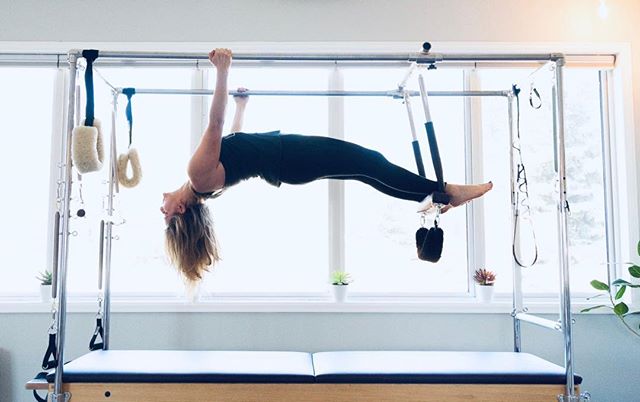 New Blog Post alert! We have been loving the launch of our “I do Pilates so I can...” campaign. Check out studio owner @donnasueligon ‘s blog post on what Pilates has allowed her to do, and her “why” for starting her practice 20 years ago. Link in bio, or hop on our site and click on “studio news”. Our promotion has just two days left! Share with us why YOU do Pilates in a post, with the hashtag “idopilatessoican, tag us, and we’ll send you a discount code to the studio.
#idopilatessoican #dopilatesdolufe #pilatesforallbodies #pilatesrocks #pilateschangeslives