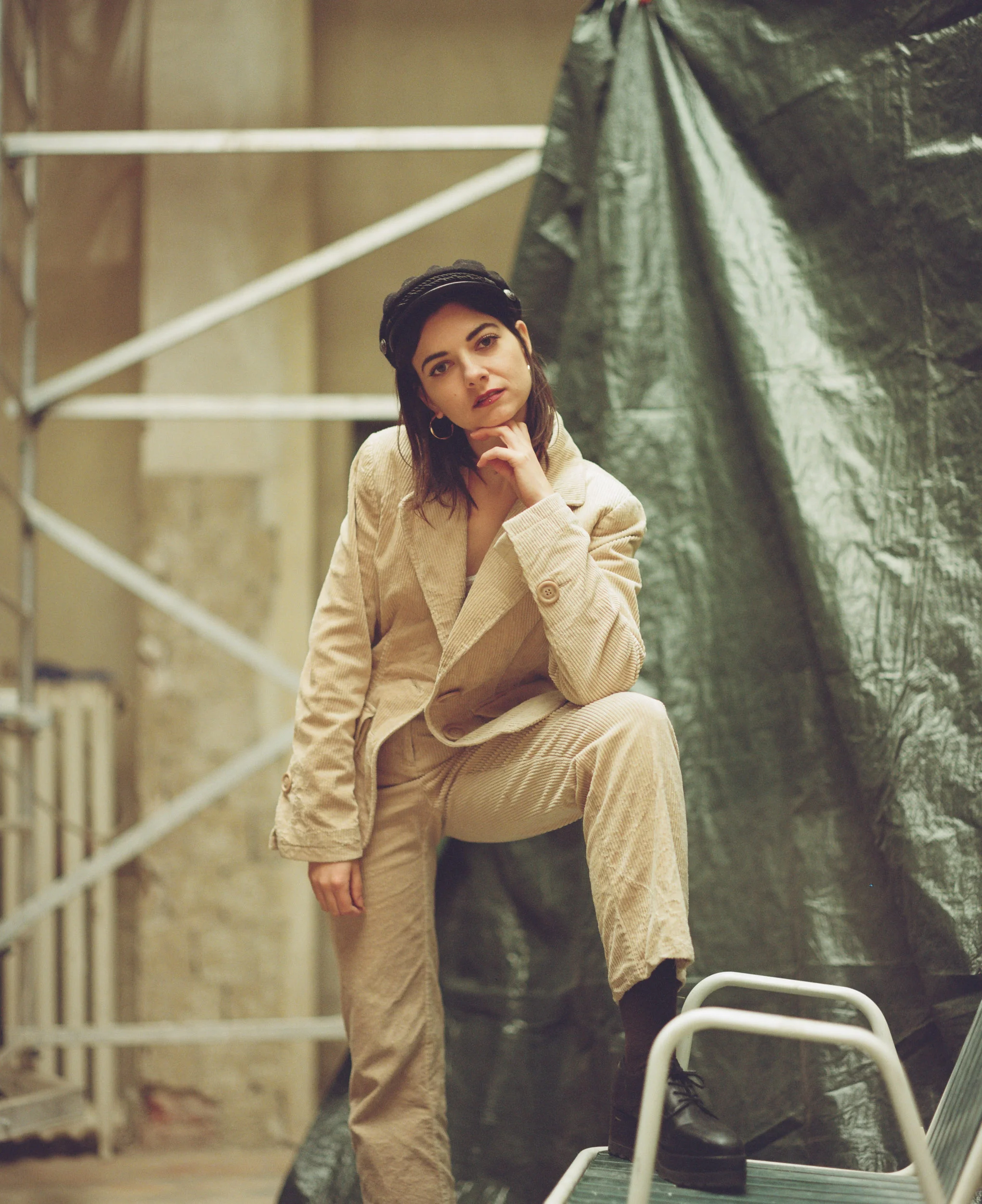 max_manavi_huber_mila_guan_vintage-18.jpg