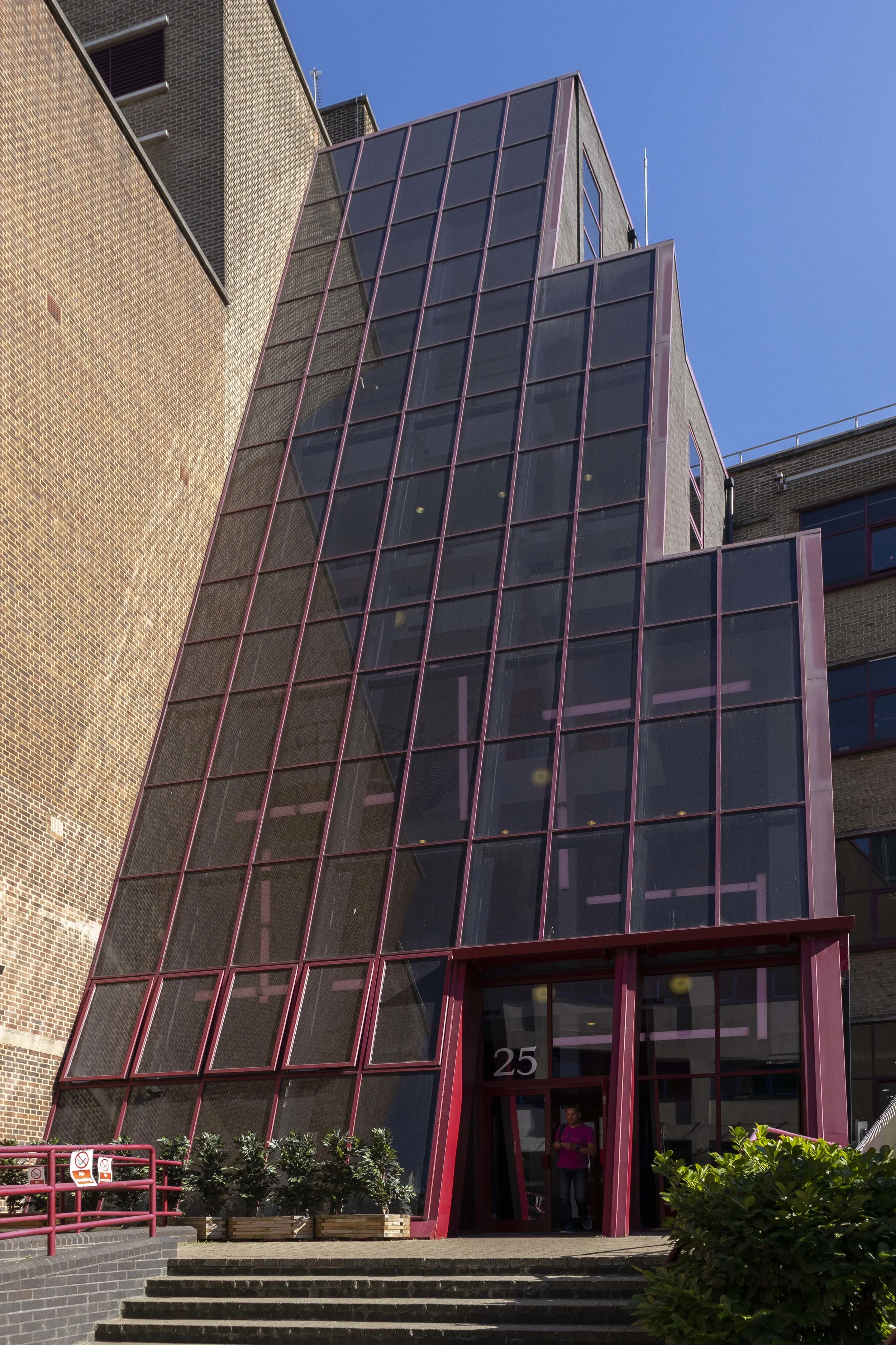 LAVINGTON_074 sml.jpg