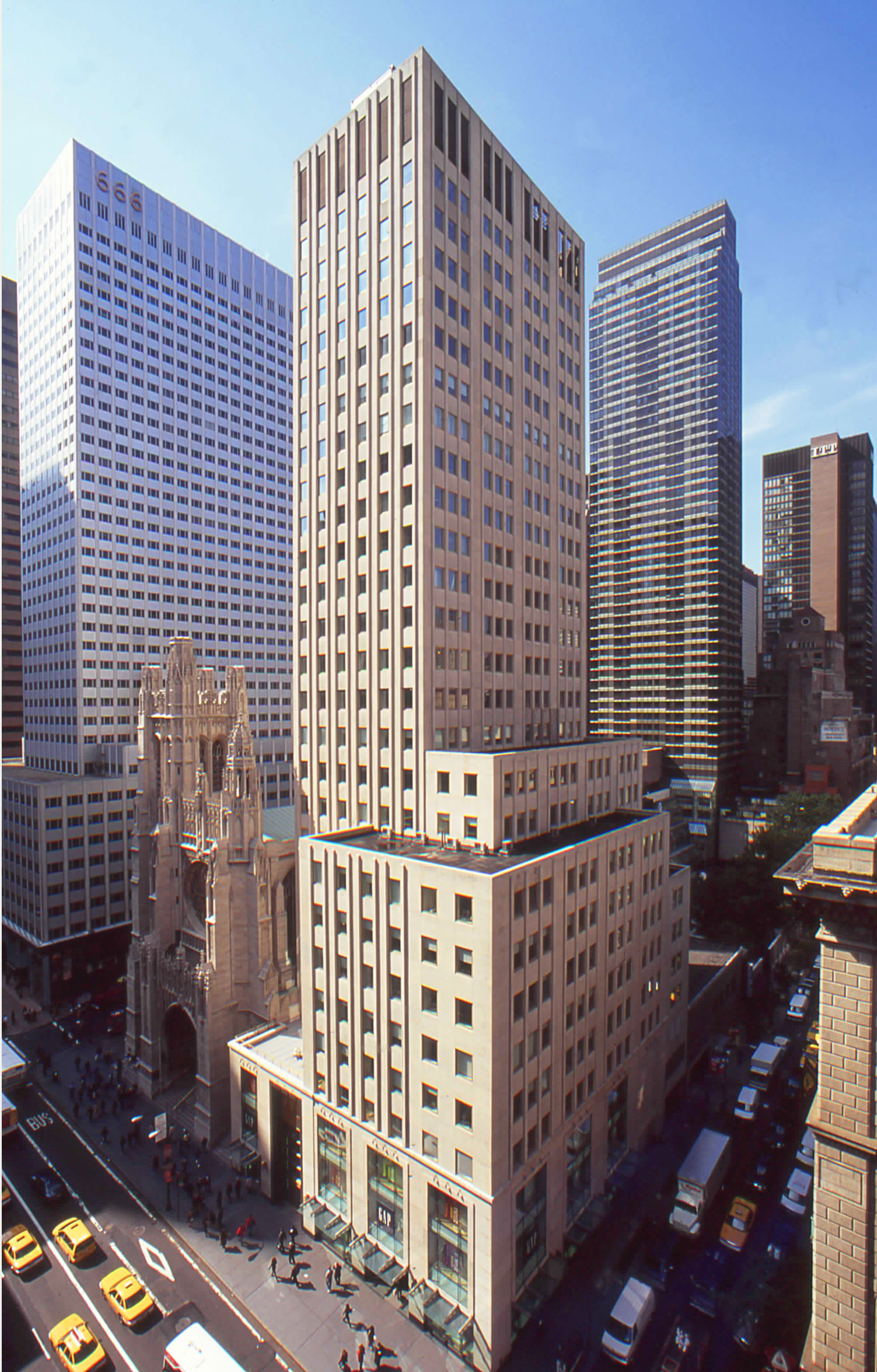 680 Fifth Ave — Valor Capital Partners