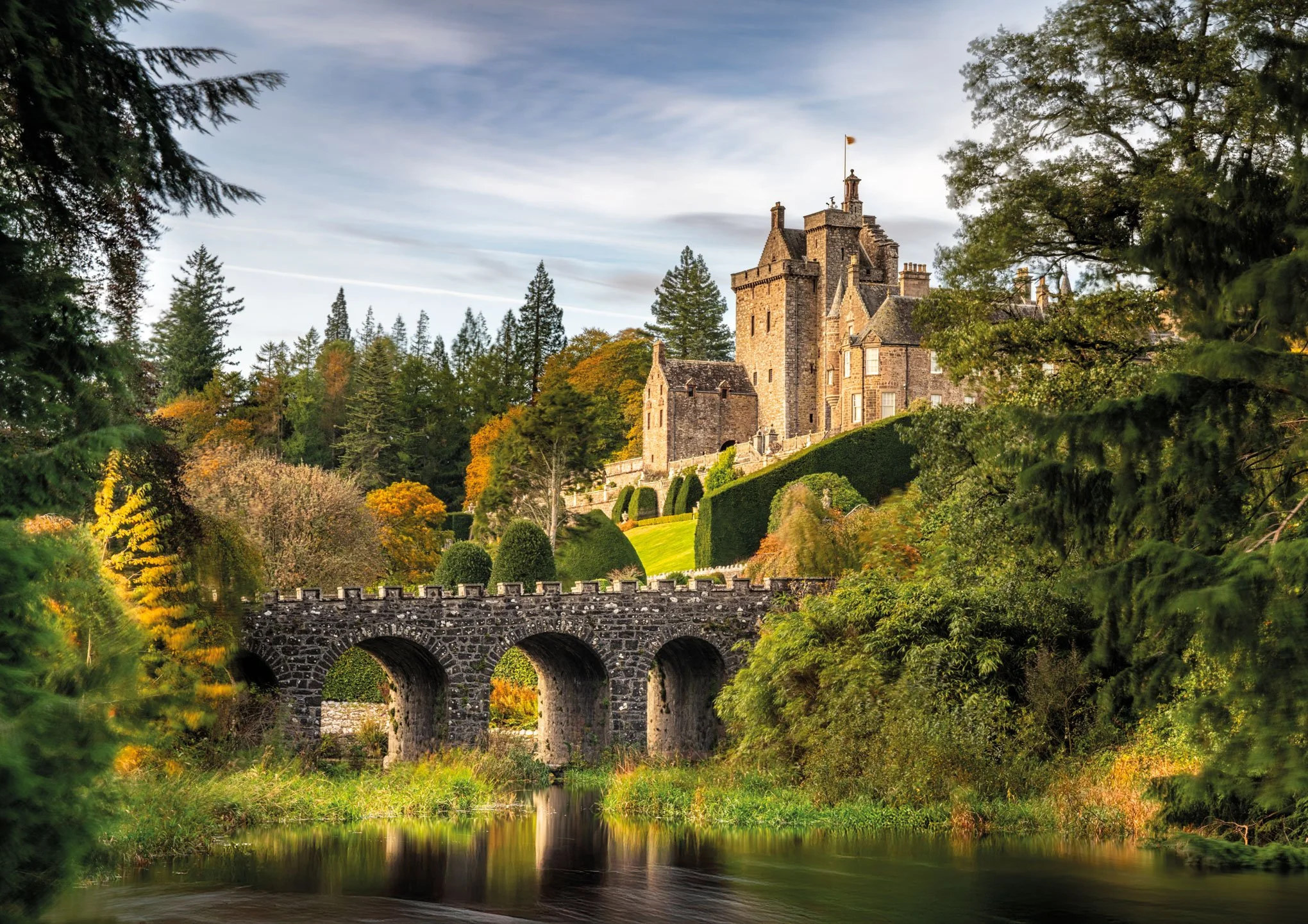 September - Drummond Castle
