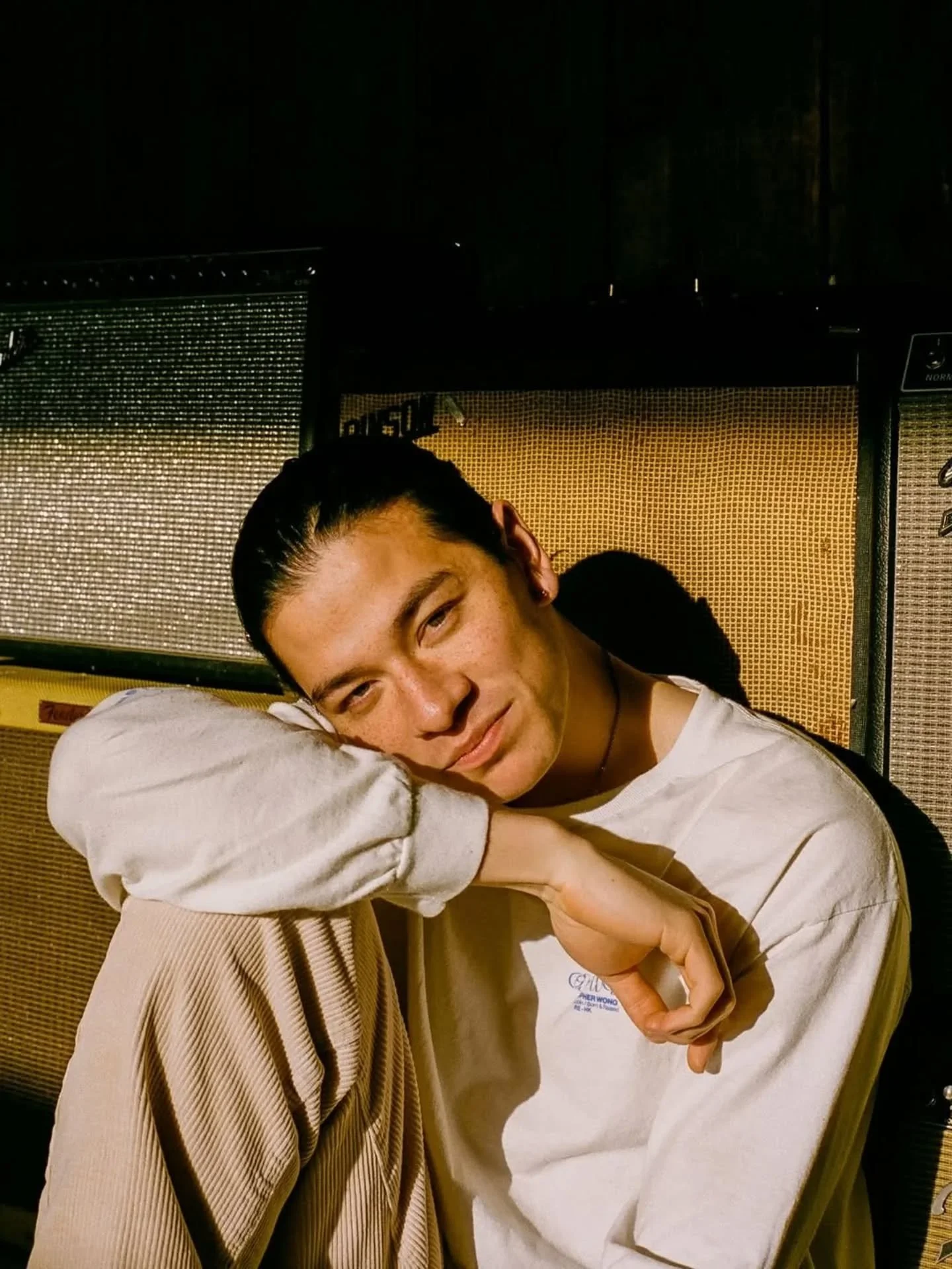 This champion @_chriswongg_ just released his debut EP, recorded up at @blackmountainstudios 🙏🏻 give it a spin! ❤️

Fantastic crew involved in bringing this together:

@robdeboer_ - Drums 
@doynecan - Keys
@louisyounge - Bass
@paulmahern - Mixing E