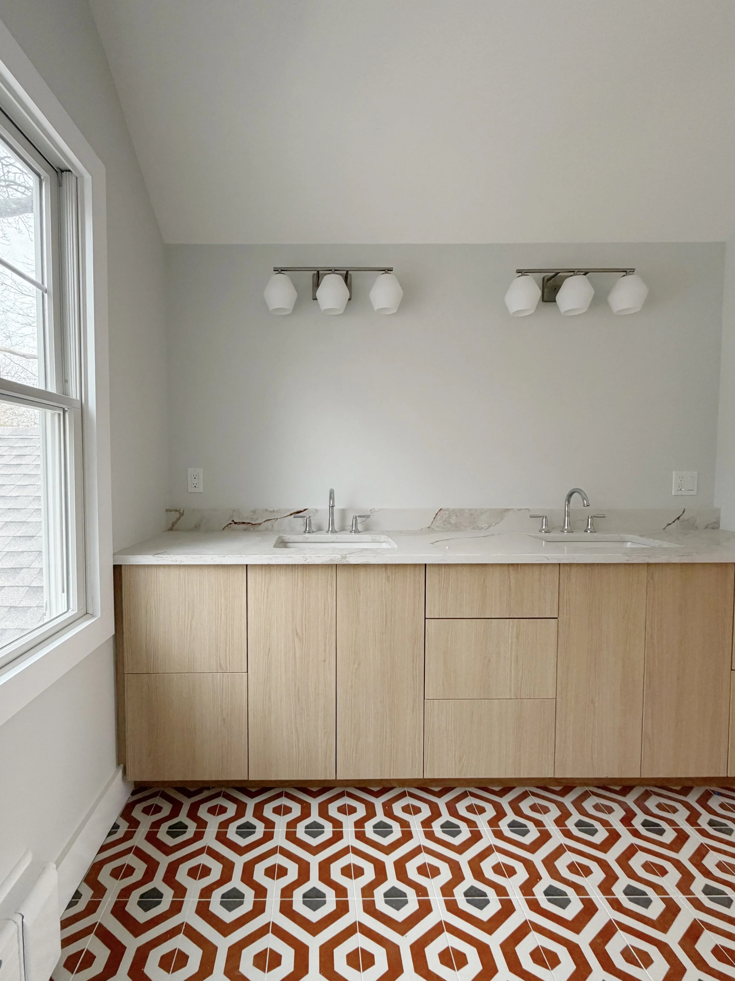 hobart double sink.jpg