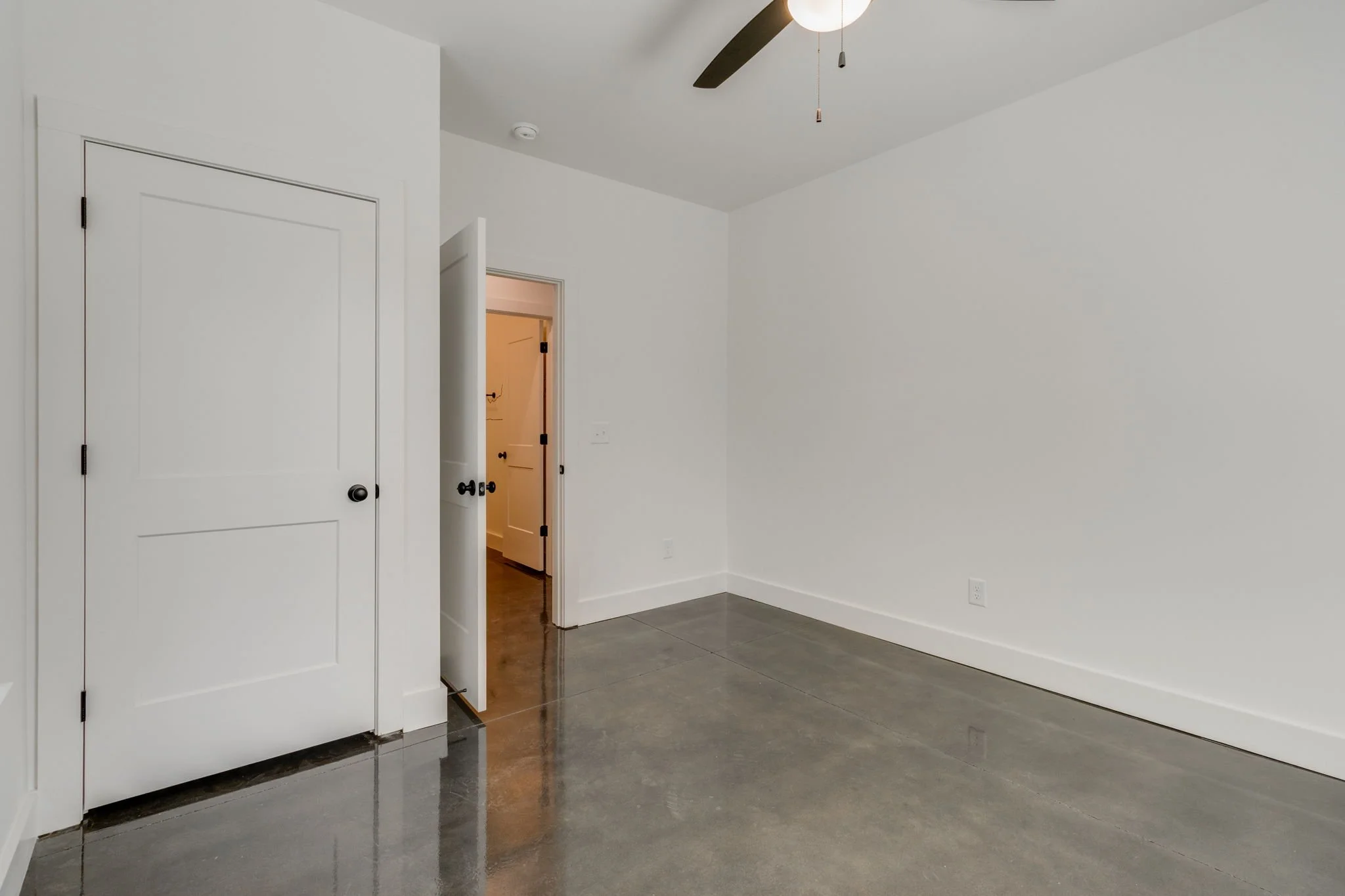 20-web-or-mls-2025 07 21 - 1007 Virginia St-UnitB-Columbia-20.JPG