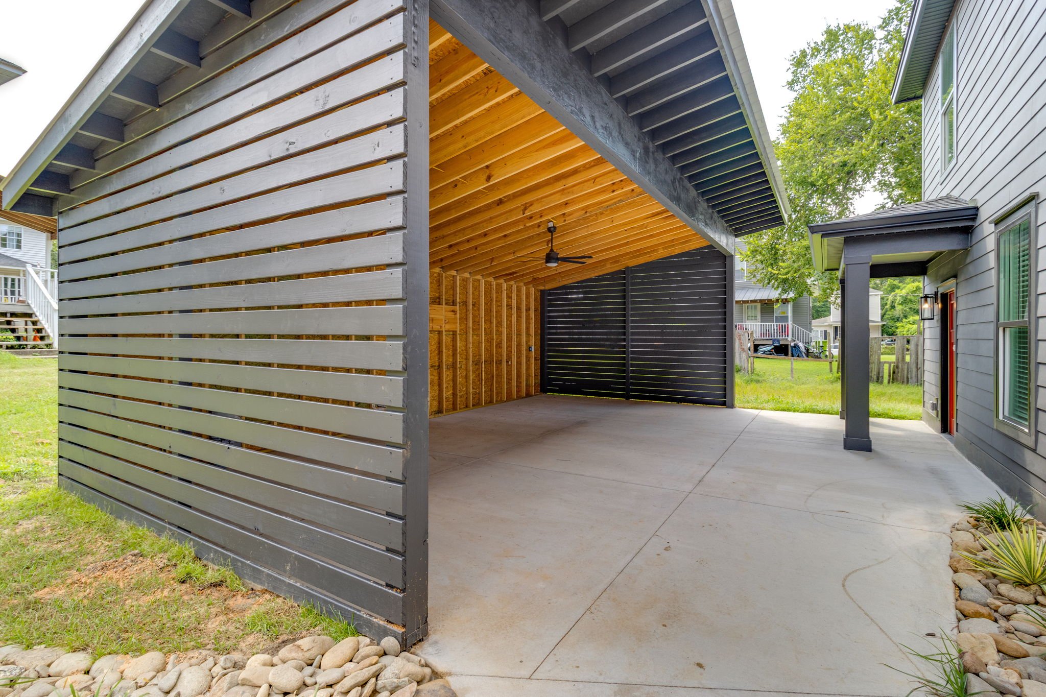 25-web-or-mls-2025 07 21 - 1007 Virginia St-UnitB-Columbia-25.JPG