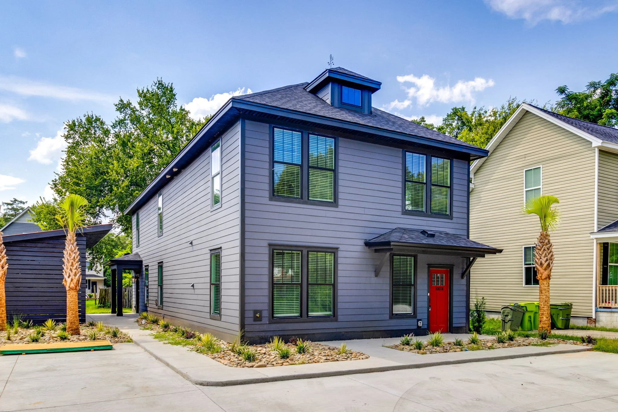 3-web-or-mls-2025 07 21 - 1007 Virginia St-UnitA-Columbia-3.JPG