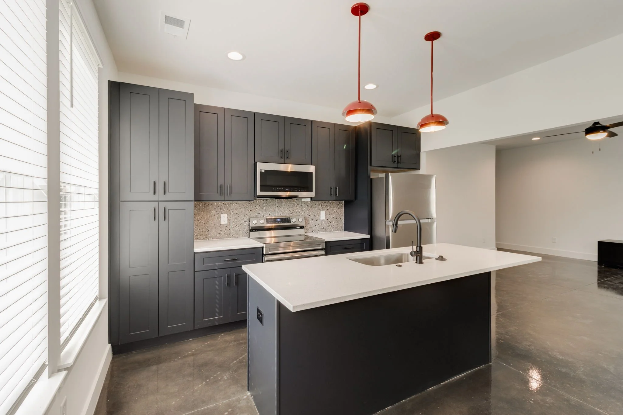 8-web-or-mls-2025 07 21 - 1007 Virginia St-UnitB-Columbia-8.JPG