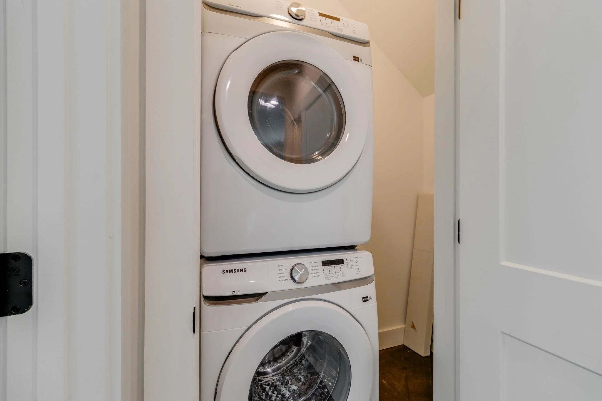 14-web-or-mls-2025 07 21 - 1007 Virginia St-UnitB-Columbia-14.JPG