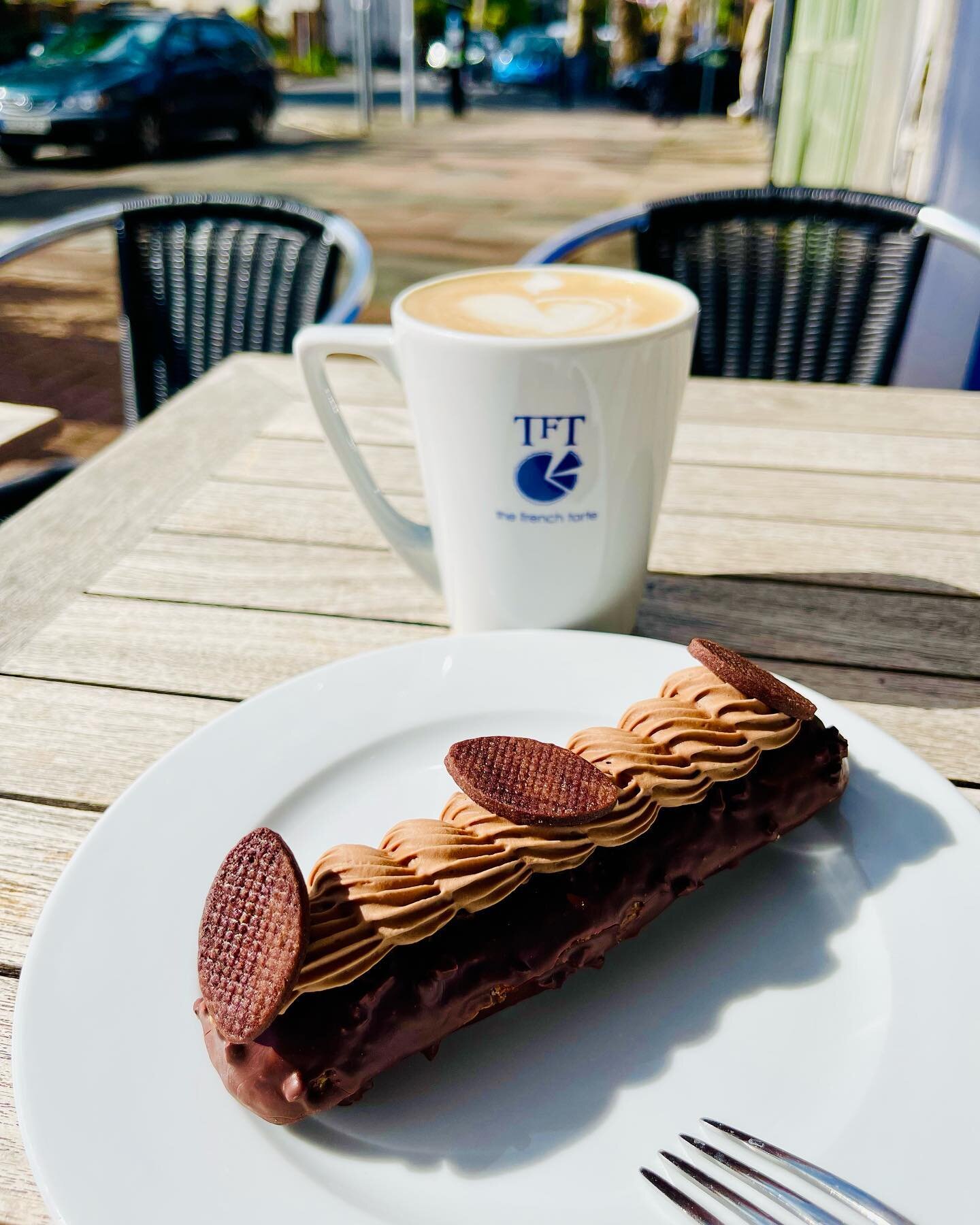 Is it tea time yet? 
&bull;
Dark Chocolate and Hazelnut &Eacute;clair 
&bull;
&bull;
&bull;
#newdessert #darkchocolatehazelnuteclair #dessertporn #dessertlover #dessertpic #dessertheaven #dessertphotography #dessertcake #surbiton #cakeoftheday #cakec