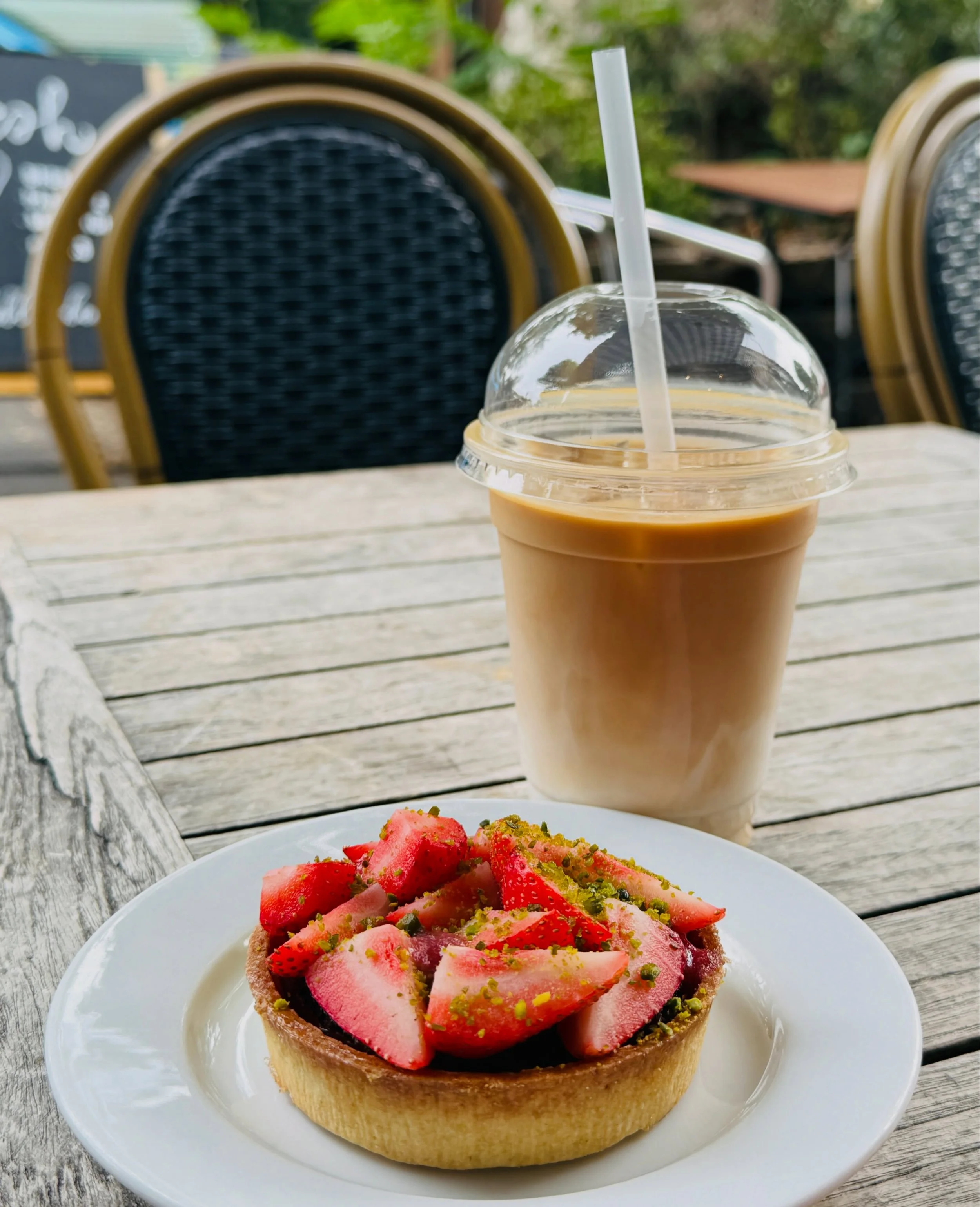 It&rsquo;s dessert o&rsquo;clock 😁😎!
&bull;
We are opening Tuesdays to Sundays
Tuesday to Friday 8.30am - 4pm
Saturday &amp; Sunday 9am - 4pm