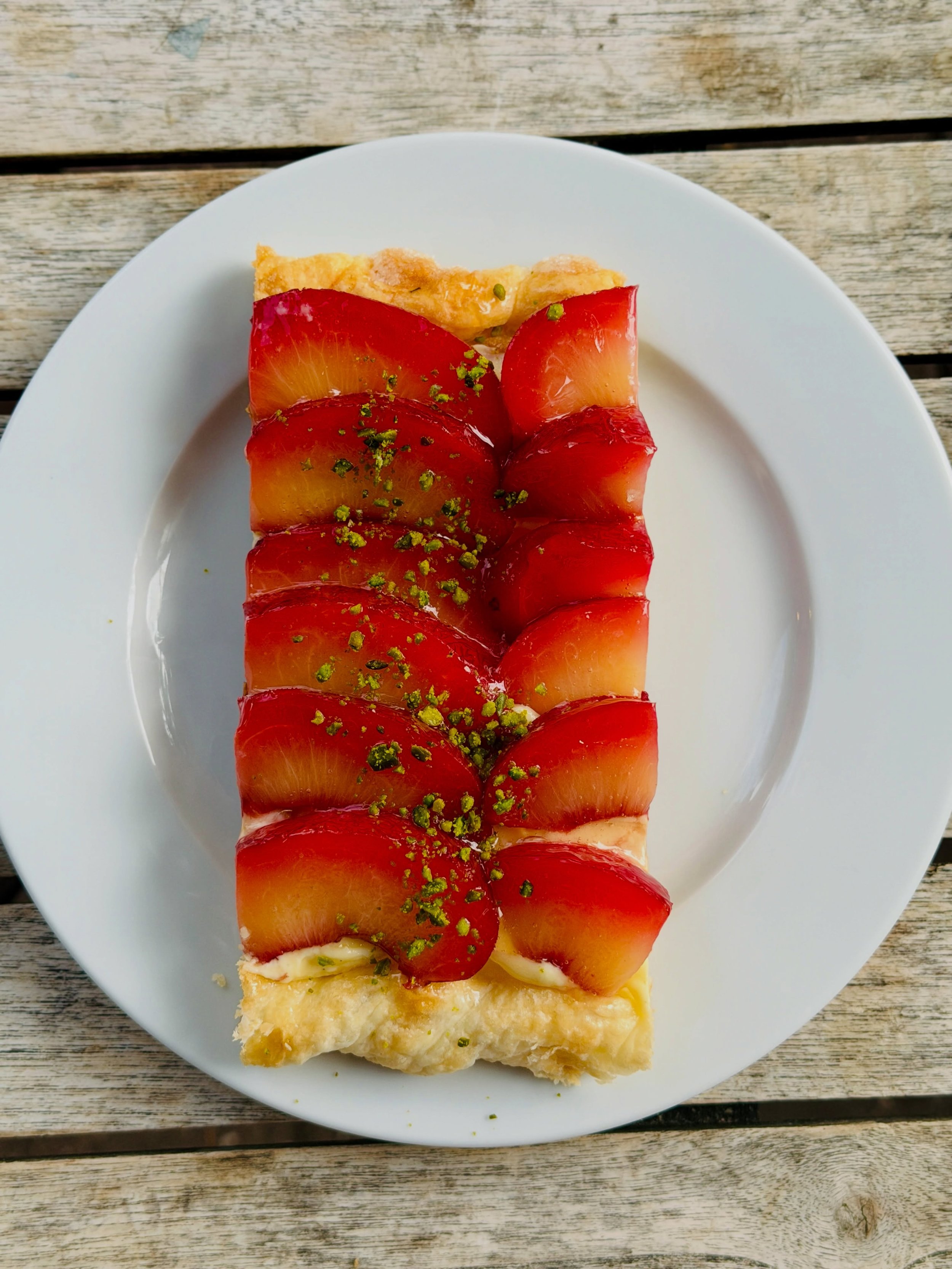 Today&rsquo;s Special Dessert
Poached Plums in Red Wine &amp; Vanilla Cr&eacute;meux Tarte 
&bull;
&bull;
&bull;
#newdessert #cafeinsurbiton #cafeinkingstonuponthames #cafelovers #kingstonuponthames