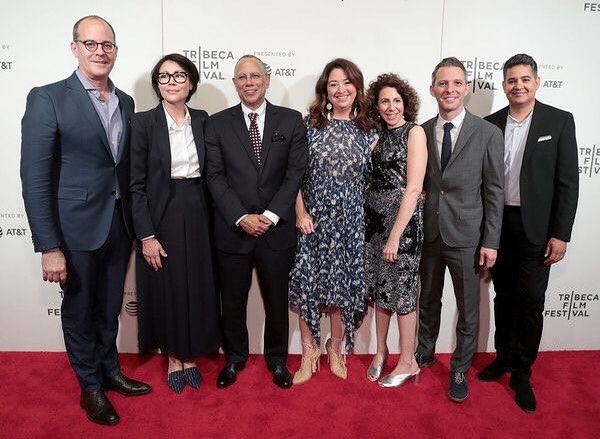 #throwbackthursday to last week working with @showtime to provide Red Carpet coverage from the premiere of THE FOURTH ESTATE as it closed the 2018 Tribeca Film Festival with a bang! From Academy Award nominated director Liz Garbus, The Fourth Estate 