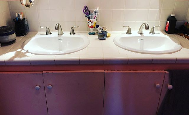 New sinks and faucets install!
#dirtyhandscleanmoney #plumbing #entrepreneurlife #faucets