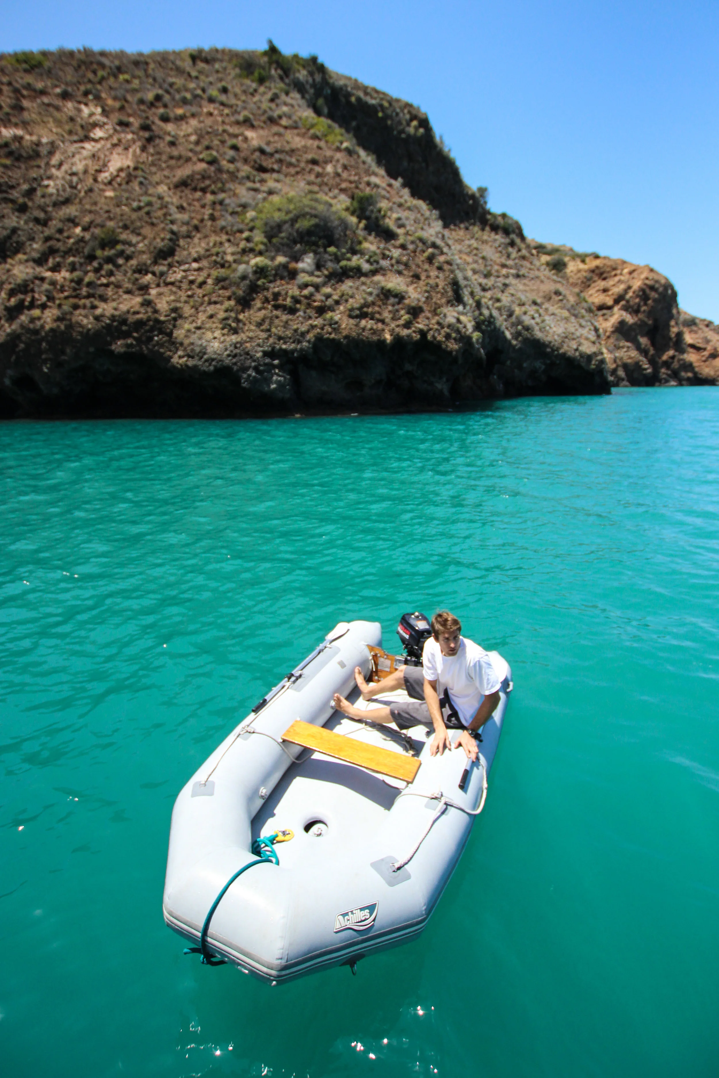 The bloom made the water visibility pretty crappy so we decided to explore the coast by dingy instead of diving that afternoon.