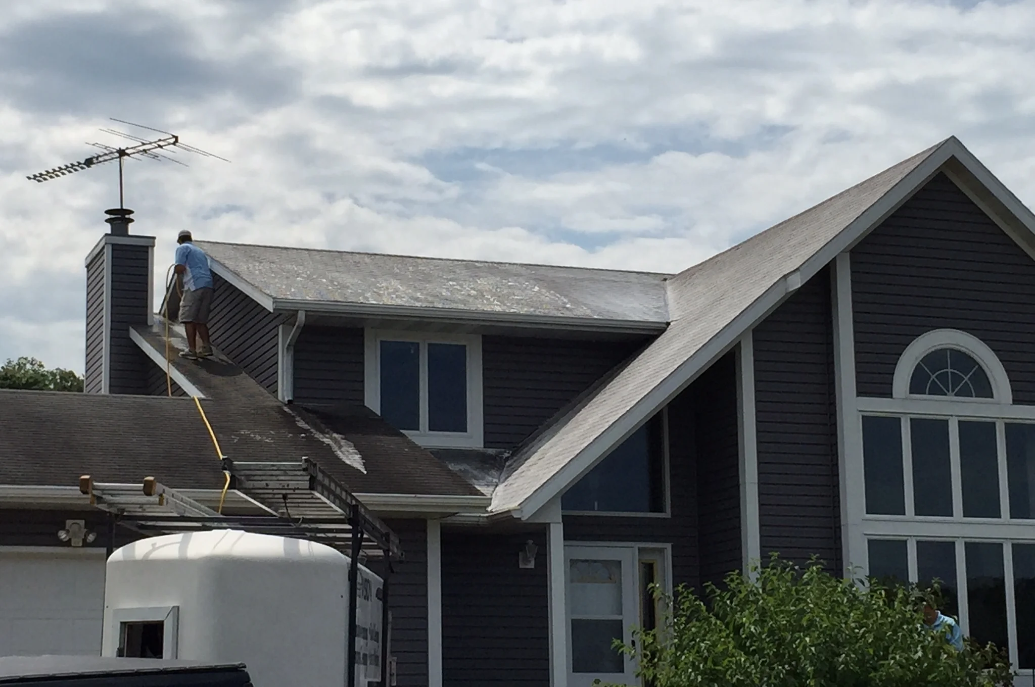 Gutter Cleaning We take proper precaution when cleaning your gutters. proper technique and procedure ensure your gutters are clear of leaves and debris.