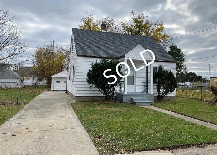 SOLD (8).png