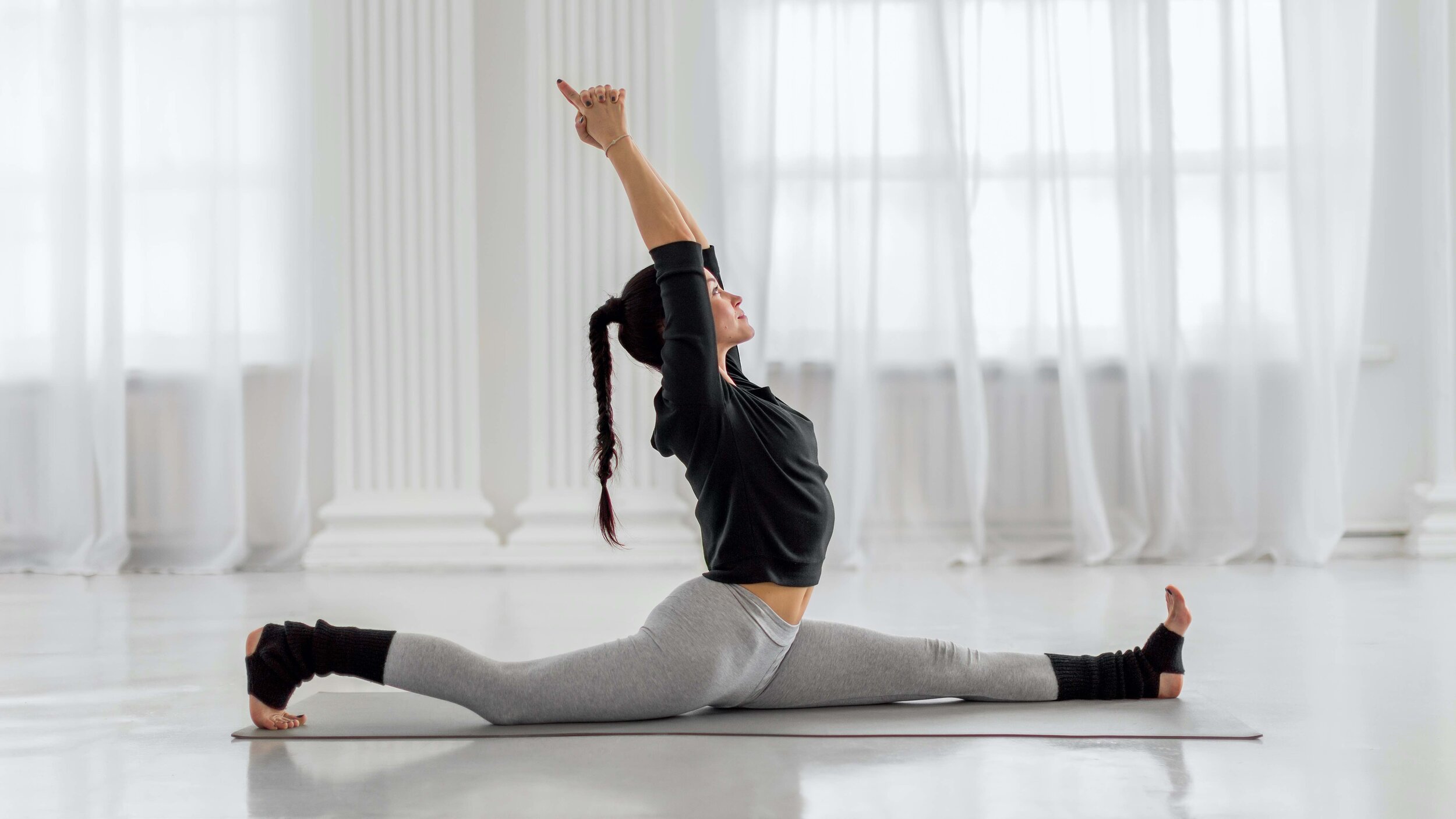 Purna Matsyendrasana (Full Lord of The Fishes Pose): Benefits, How to Do -  Fitsri Yoga