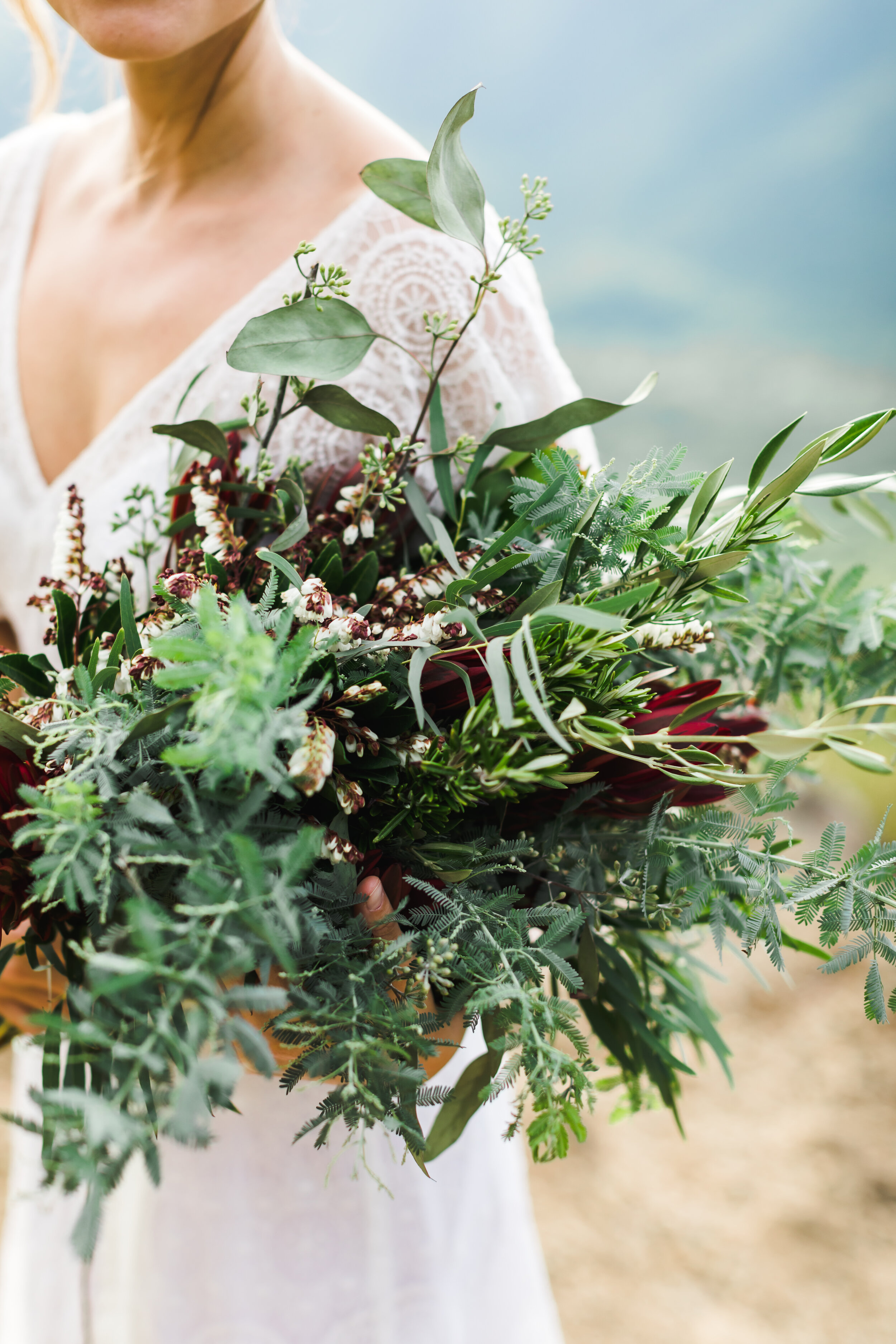 Xiaoqi-Li-Photography-Ravens-Roost-Styled Elopement-Gallery-023.jpg