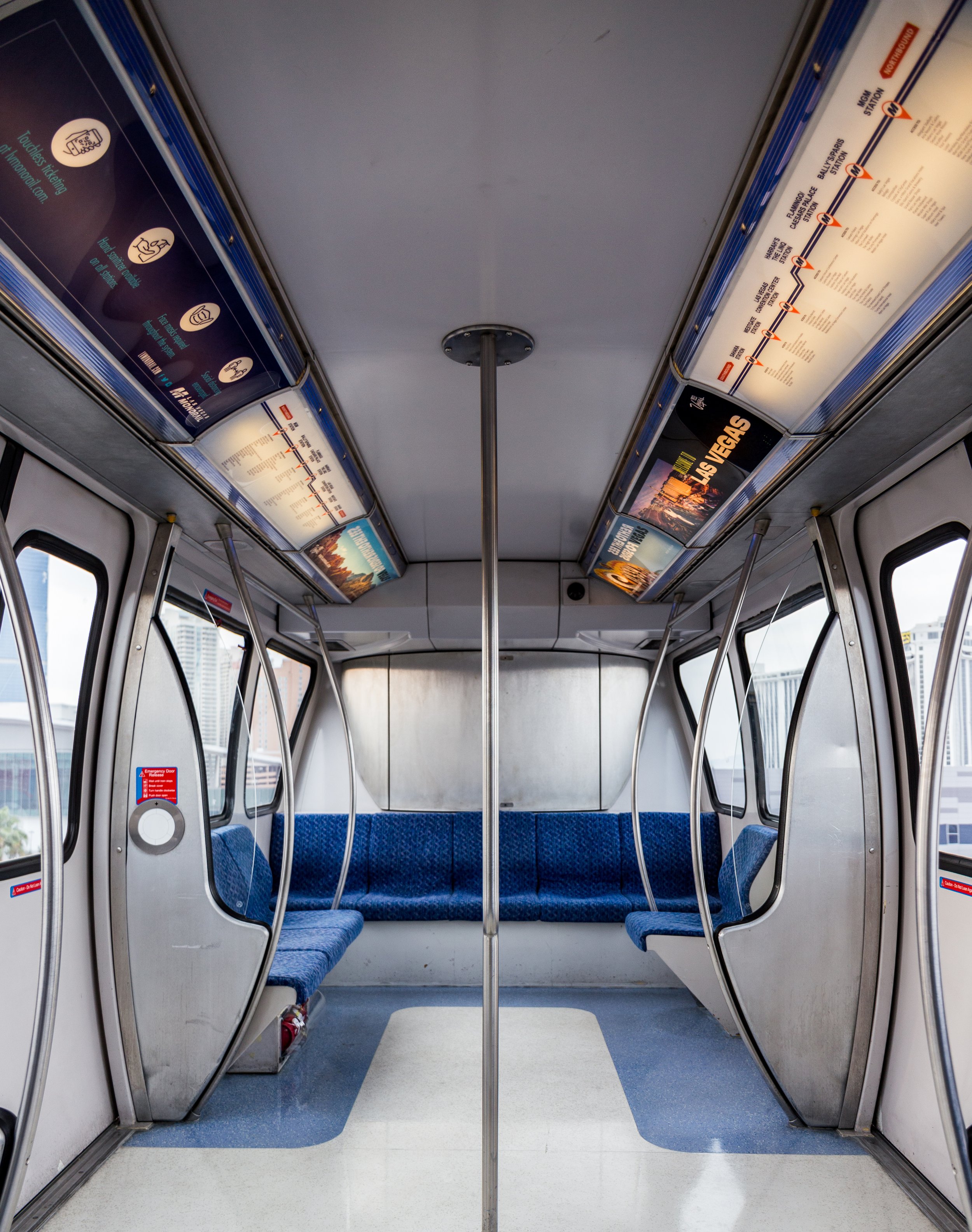 LAS_Monorail_Brand_Train.jpg