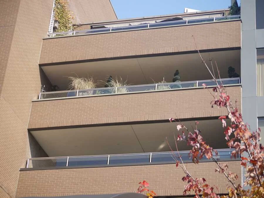 condo balcony 2.jpg