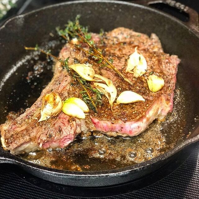 Sometimes simple is best, especially when the ingredients are this good 👌
.﻿
.﻿
.﻿
.﻿
.﻿
#pastureraised #steak #grilling #castiron #cooking #foodstagram #foodie #beefiswhatsfordinner #ranchlife #beef #craftbeef #instafood #foodie #homechef #knowyour